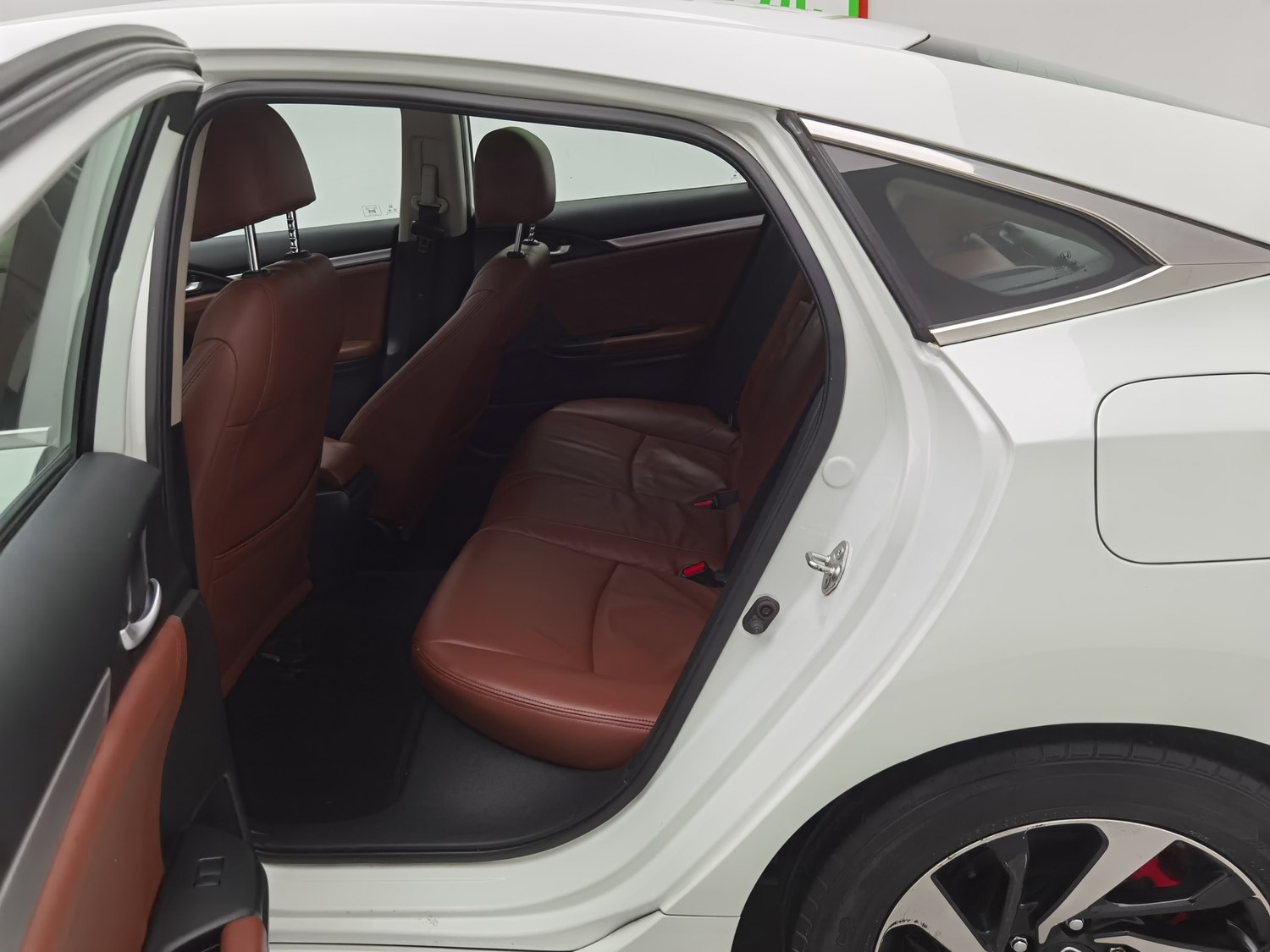 Used Honda Civic 2016 1.5 AT