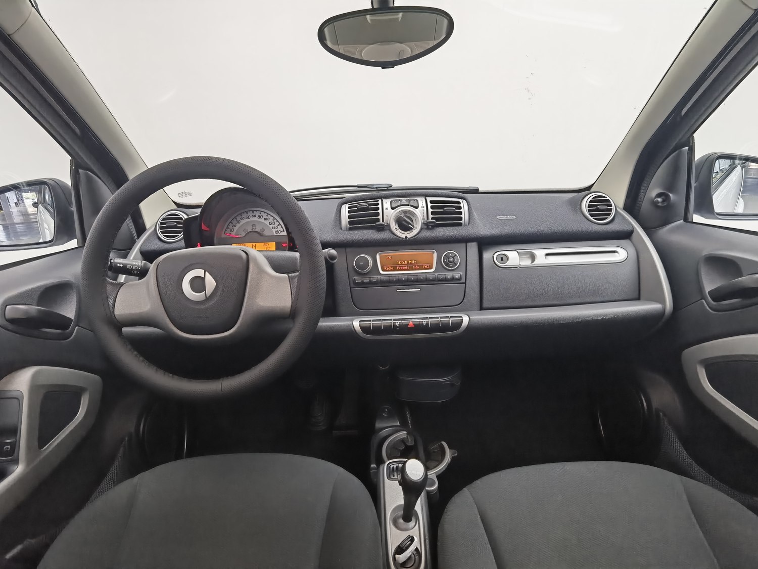 Used smart fortwo 2012 1.0 AT