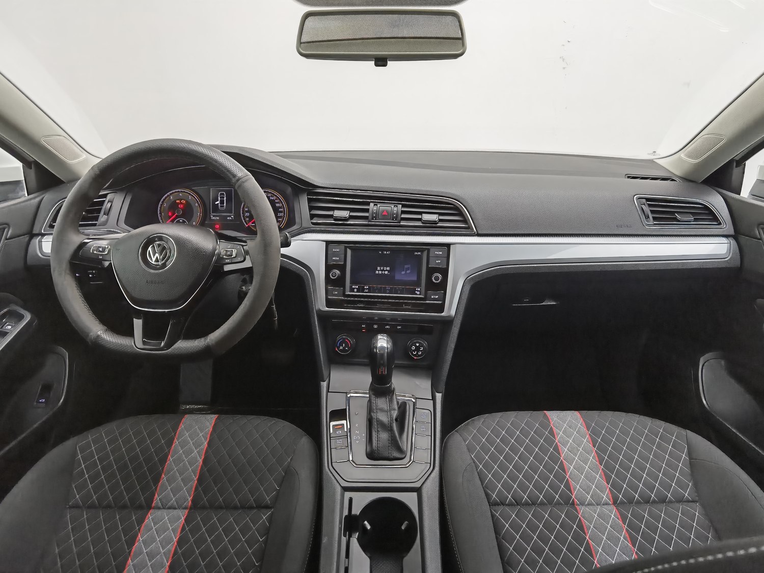 Used Volkswagen Lamando 2019 1.4 AT