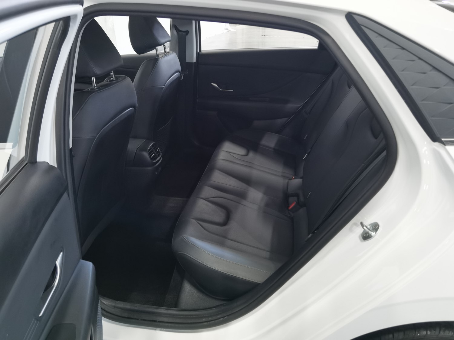 Used Hyundai Avante 2023 1.5 AT