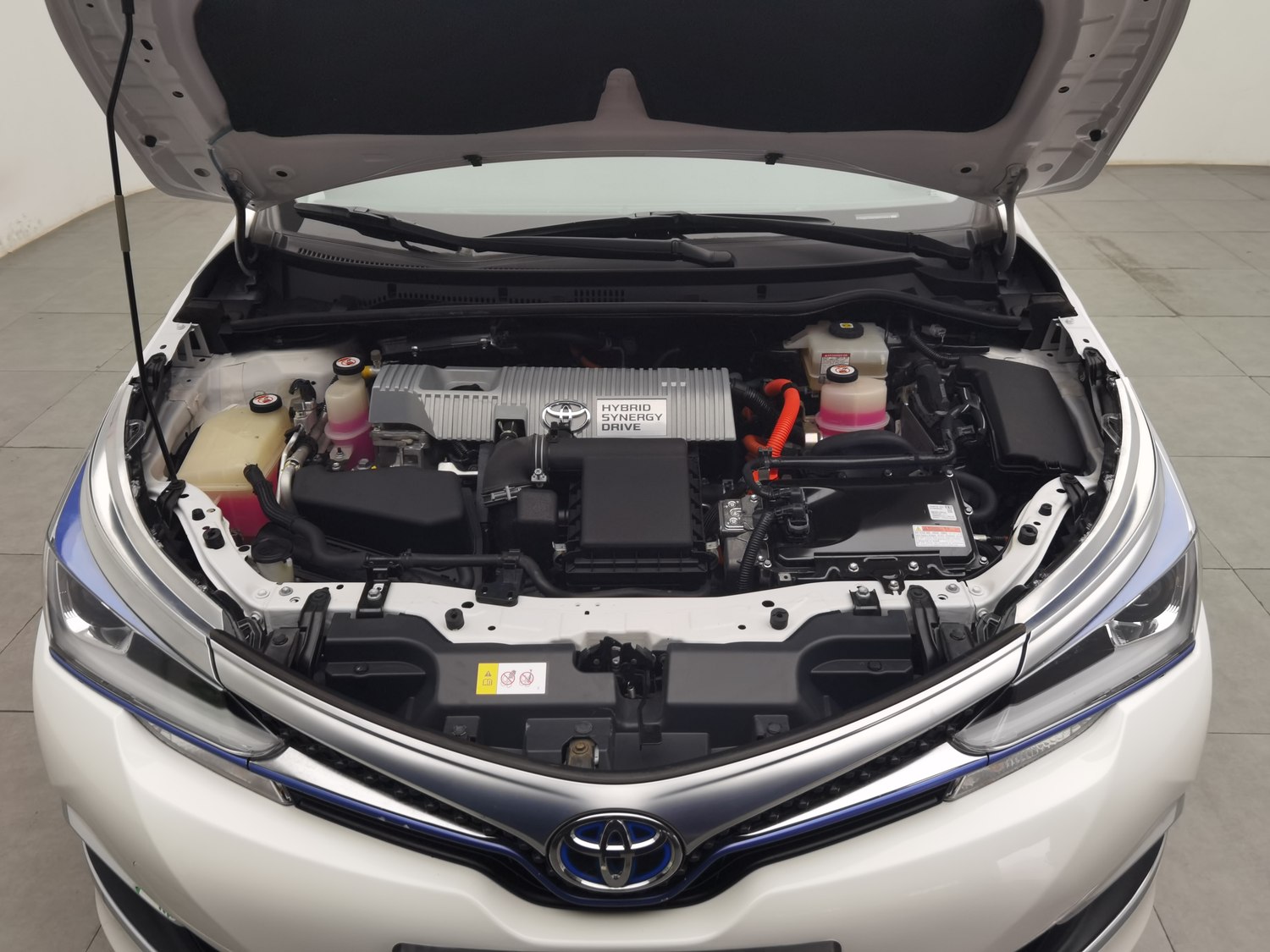 Used Toyota Corolla PHEV 2020 1.8 AT