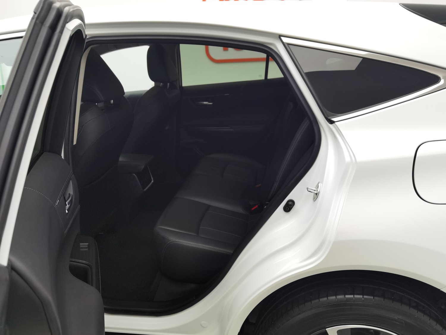 Used Toyota Harrier 2022 2.0 AT