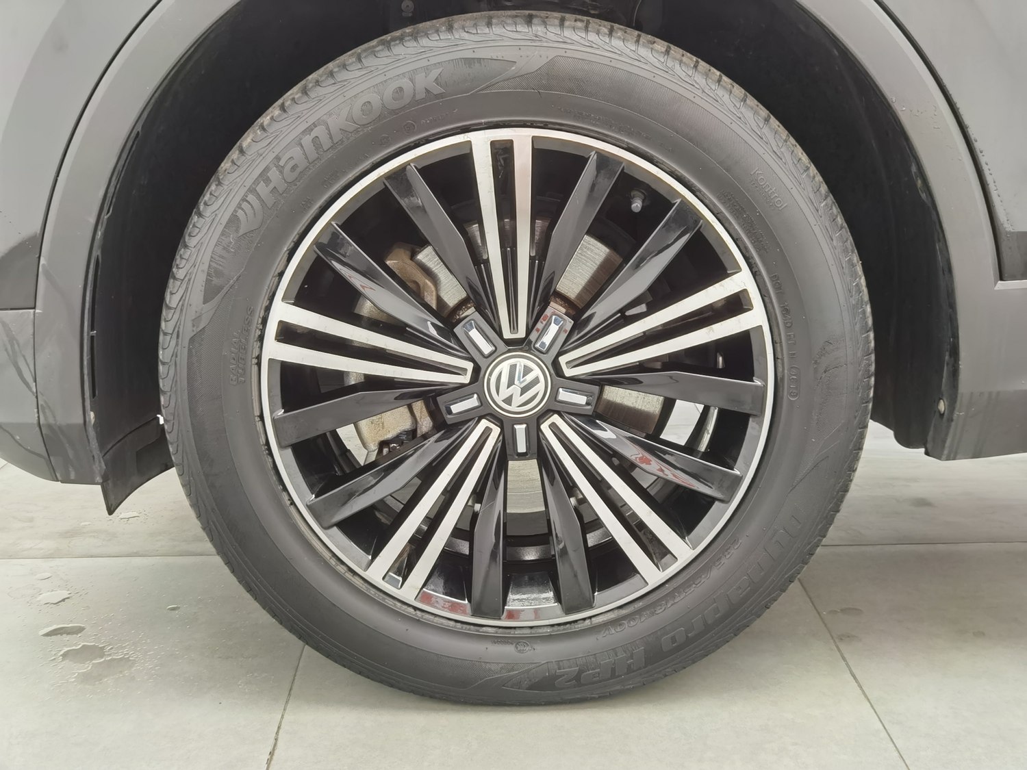 Used Volkswagen Tiguan L 2019 2.0 AT