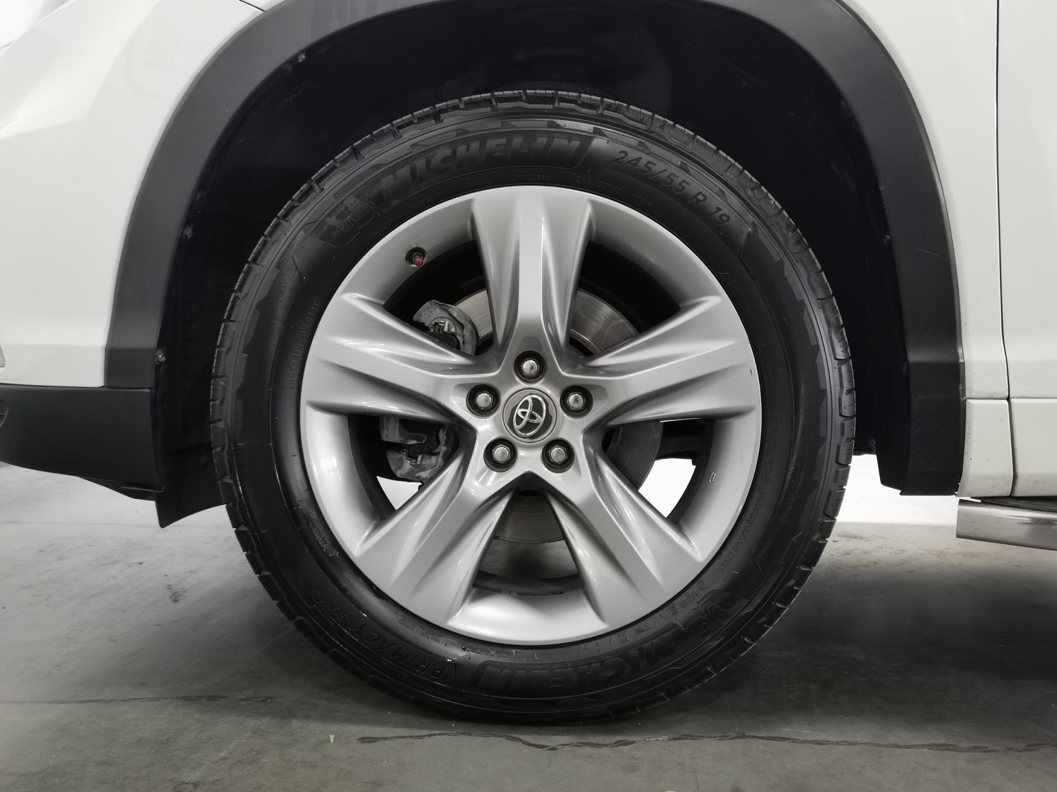 Used Toyota Highlander 2015 2.0 AT