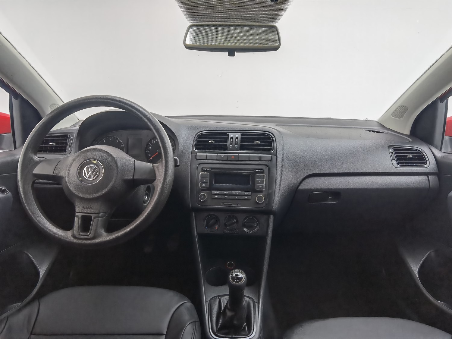 Used Volkswagen Polo 2013 1.4 MT