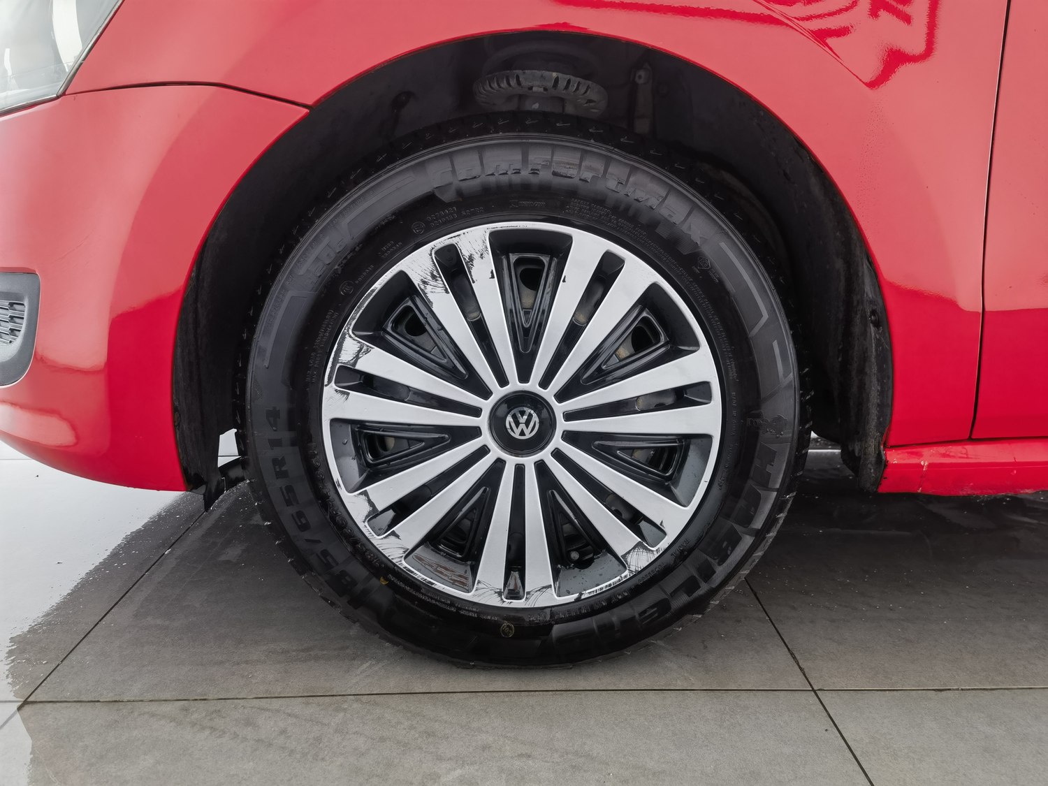 Used Volkswagen Polo 2013 1.4 MT
