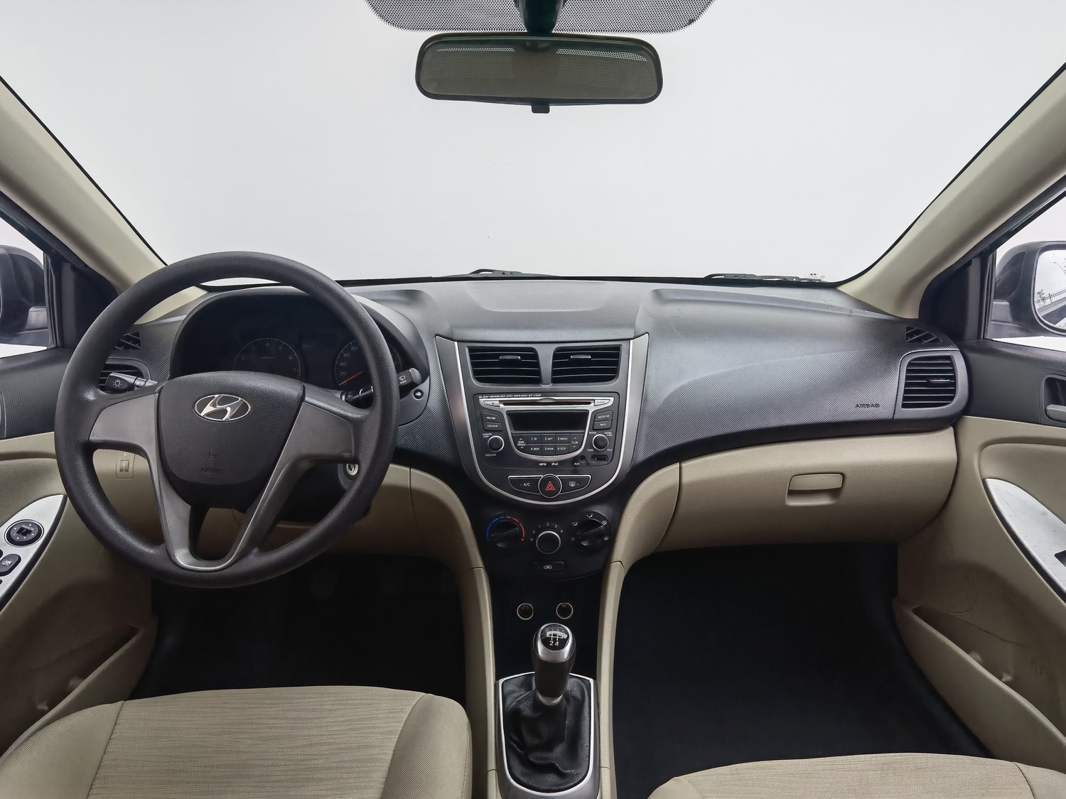 Used Hyundai Verna 2014 1.4 MT