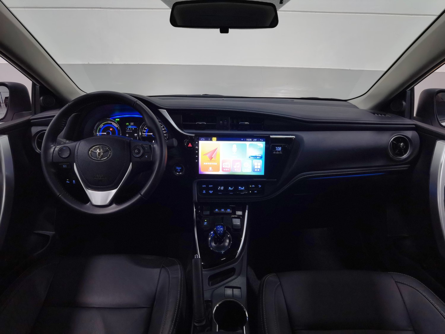 Used Toyota Corolla 2017 1.8 AT