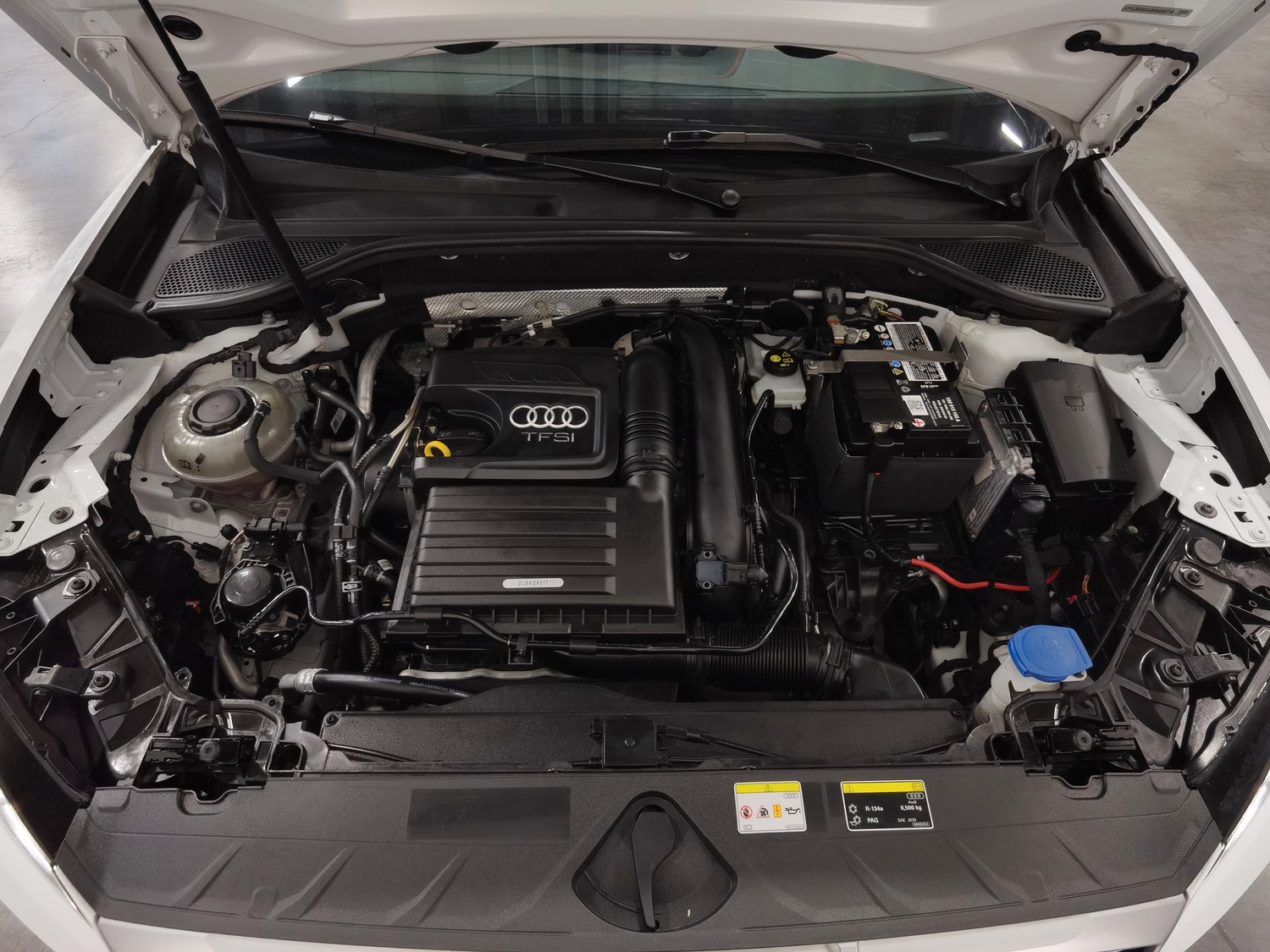 Used Audi Q2L 2022 1.4 AT