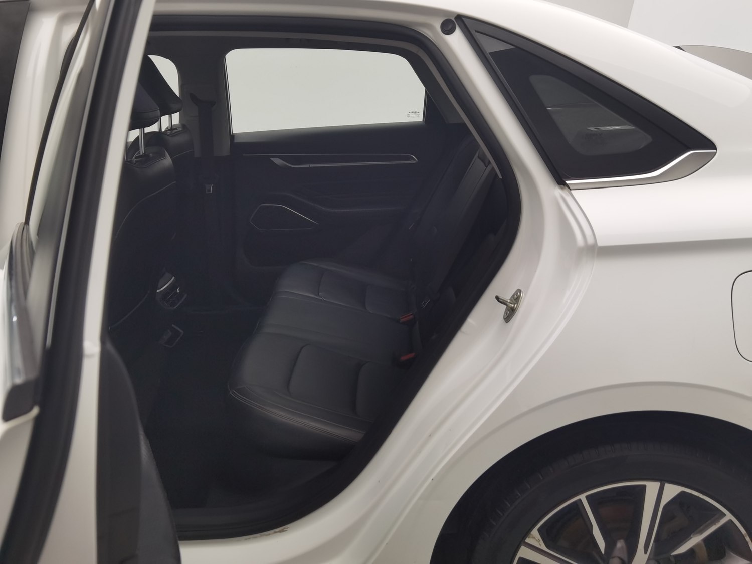 Used Geely Emgrand 2022 1.5 AT