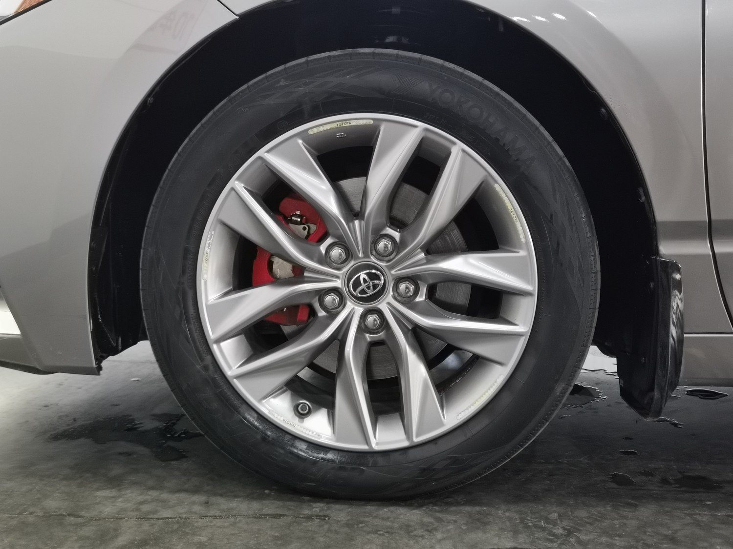 Used Toyota Avalon 2019 2.0 AT