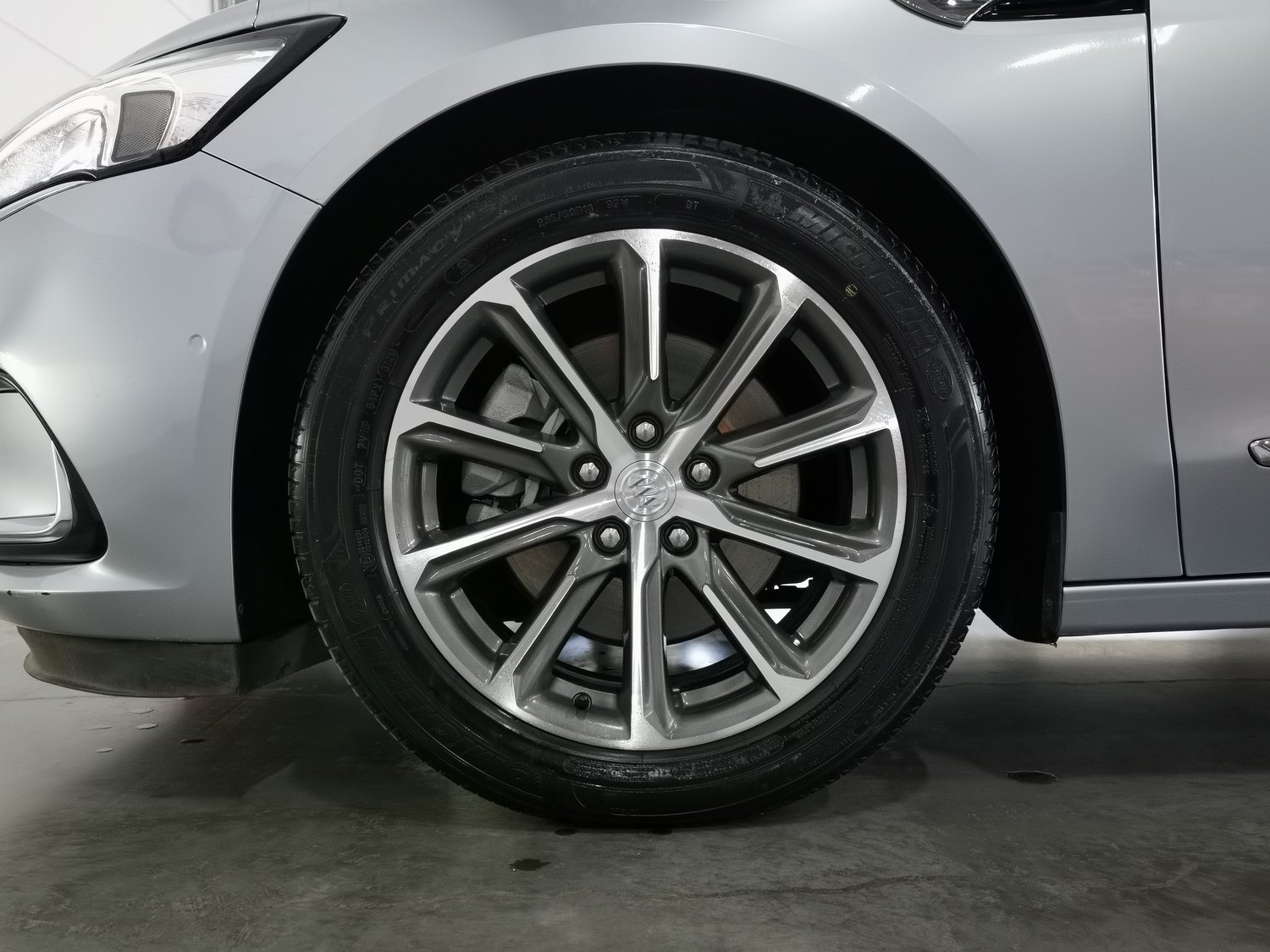 Used Buick LaCrosse 2019 2.0 AT