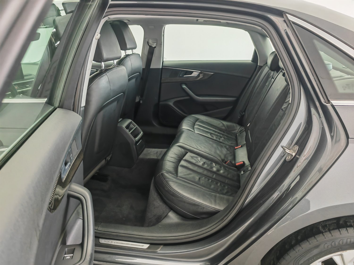 Used Audi A4L 2019 2.0 AT