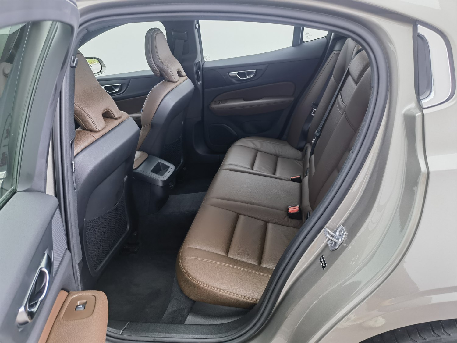 Used Volvo S60 2021 2.0 AT