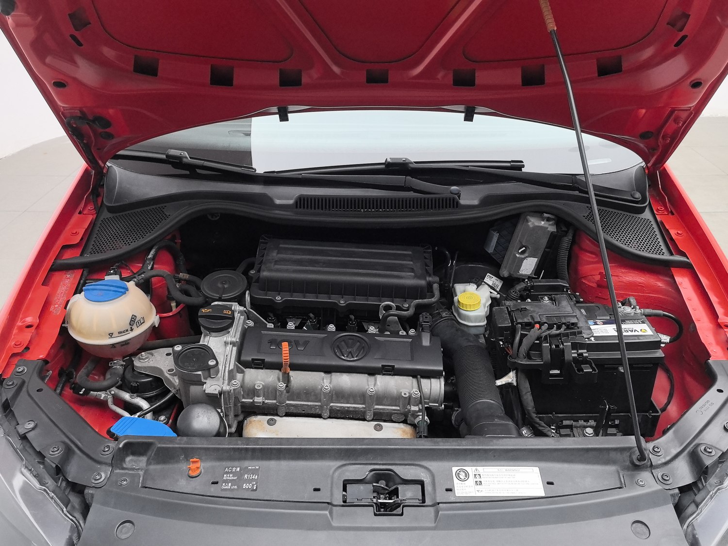 Used Volkswagen Polo 2011 1.6 AT