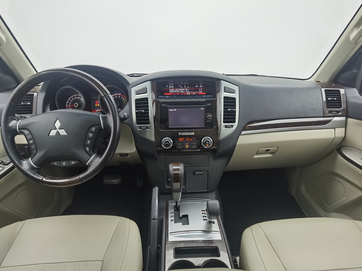 Used Mitsubishi Pajero (Import) 2018 3.8 AT