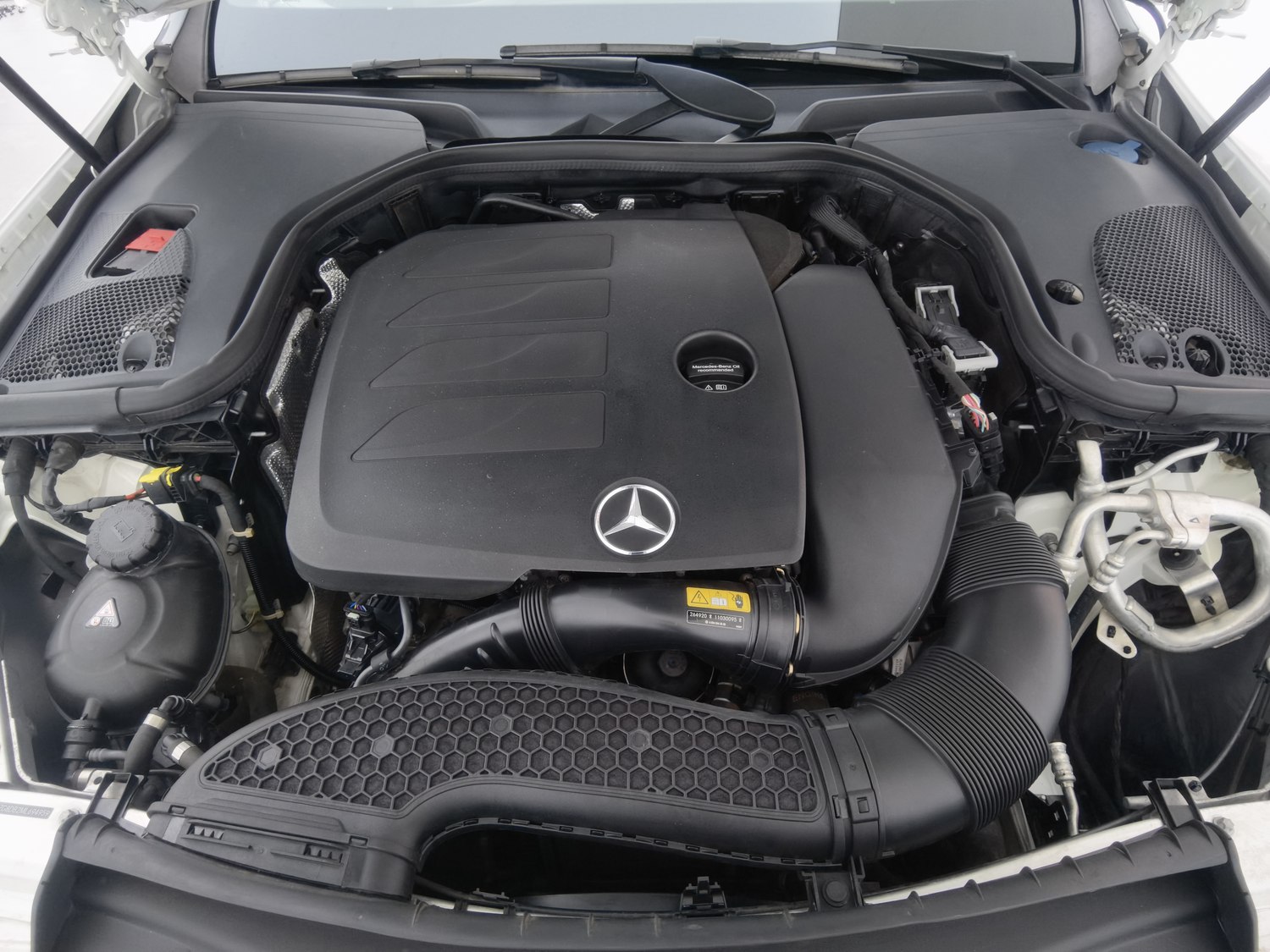 Used Mercedes-Benz E-Class 2021 2.0 AT