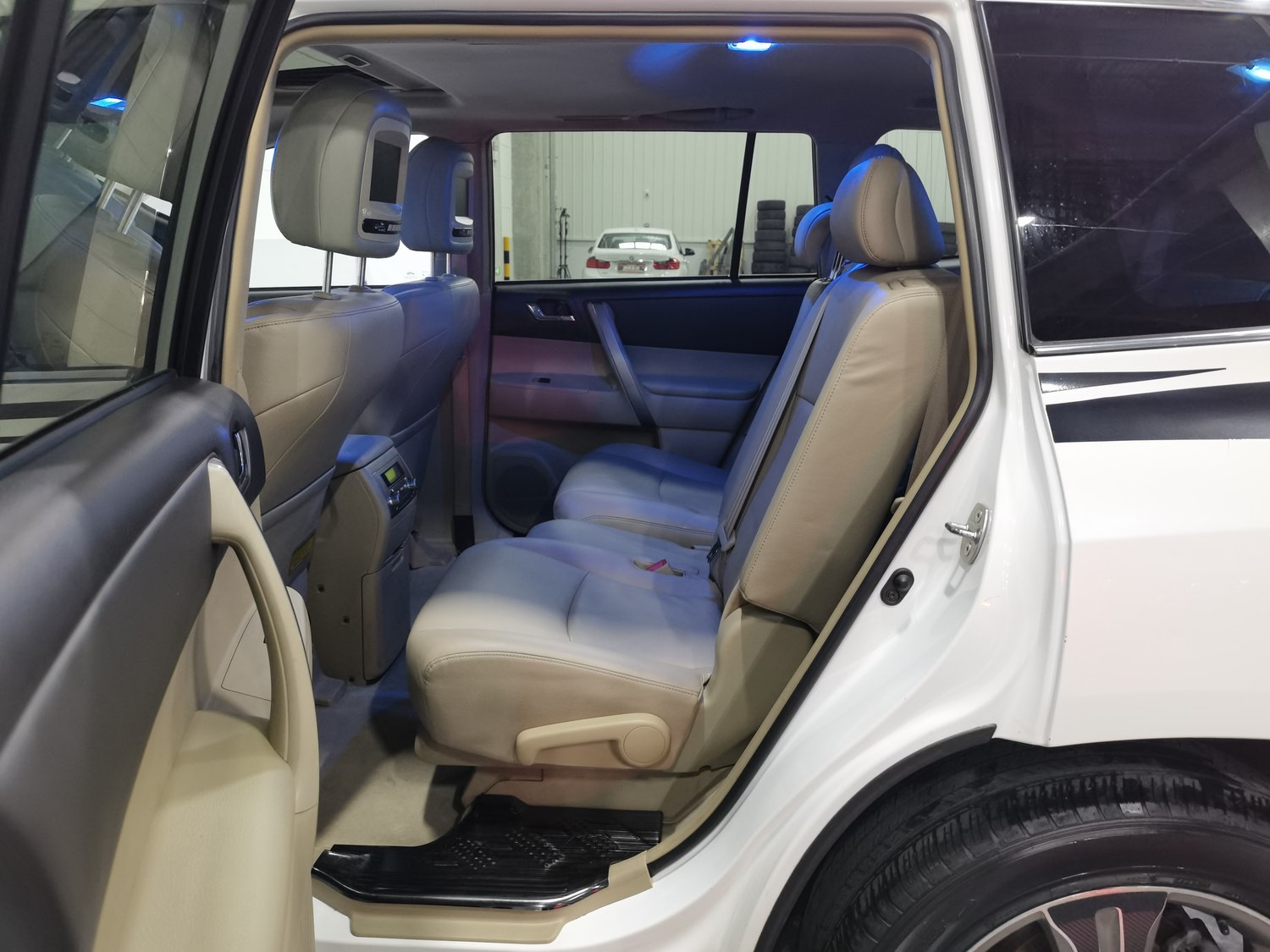 Used Toyota Highlander 2012 2.7 AT
