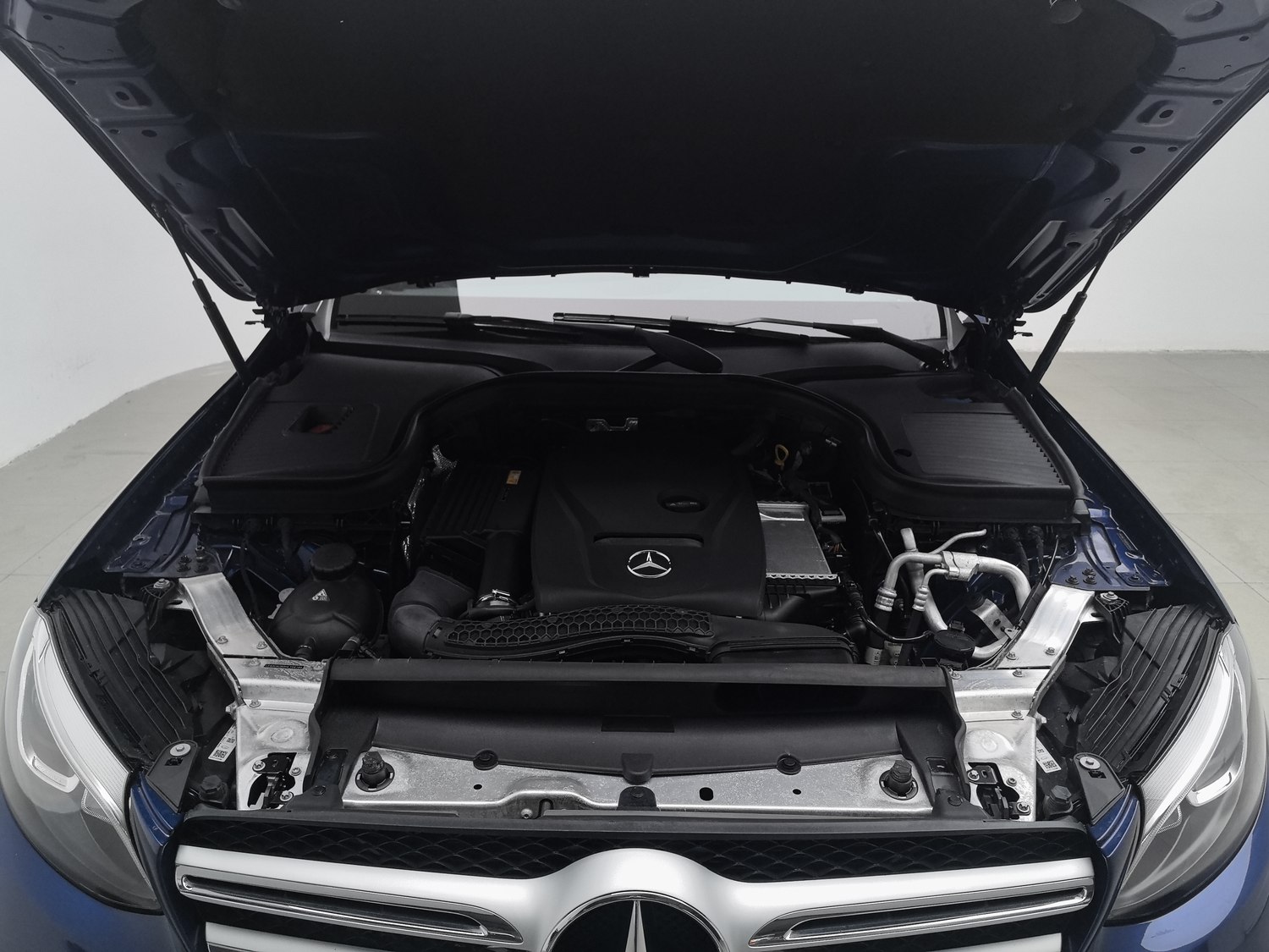 Used Mercedes-Benz GLC 2017 2.0 AT