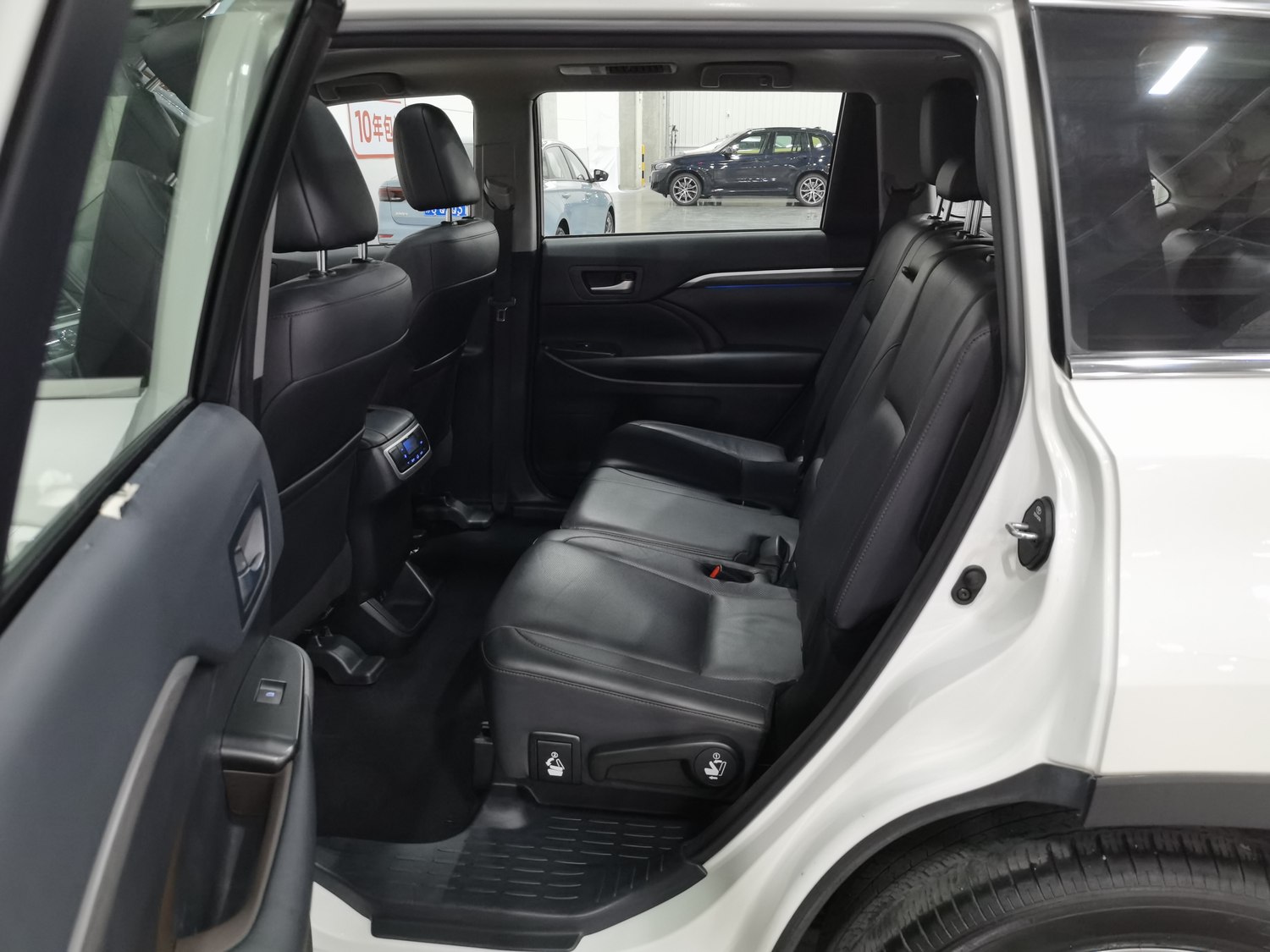 Used Toyota Highlander 2018 2.0 AT