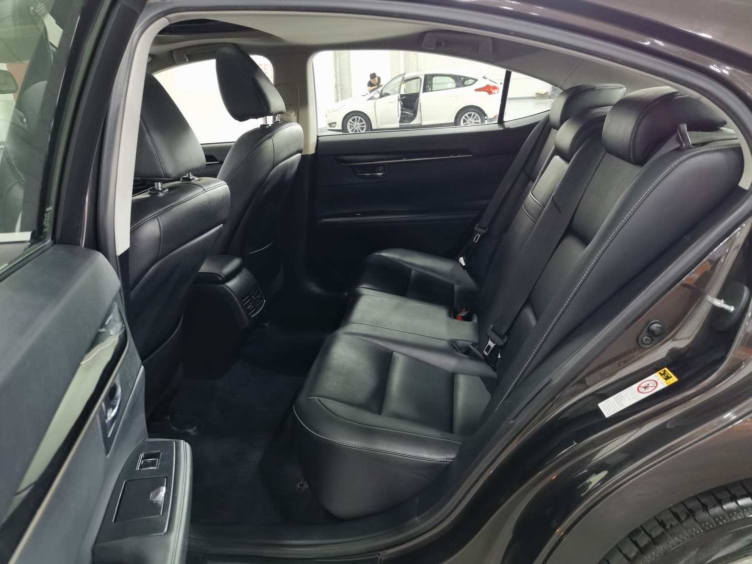 Used Lexus ES 2013 2.5 AT