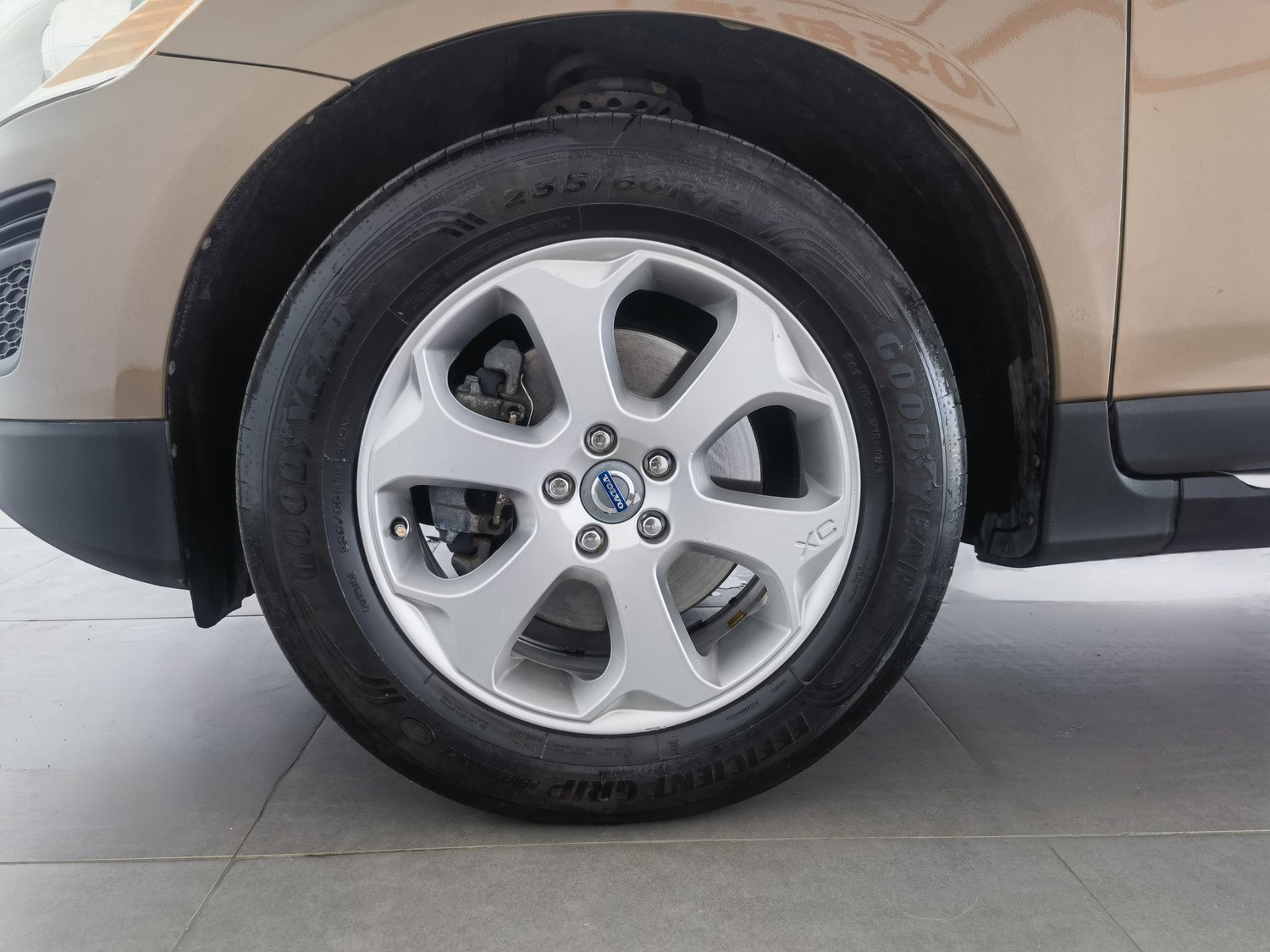 Used Volvo XC60 (Import) 2012 2.0 AT