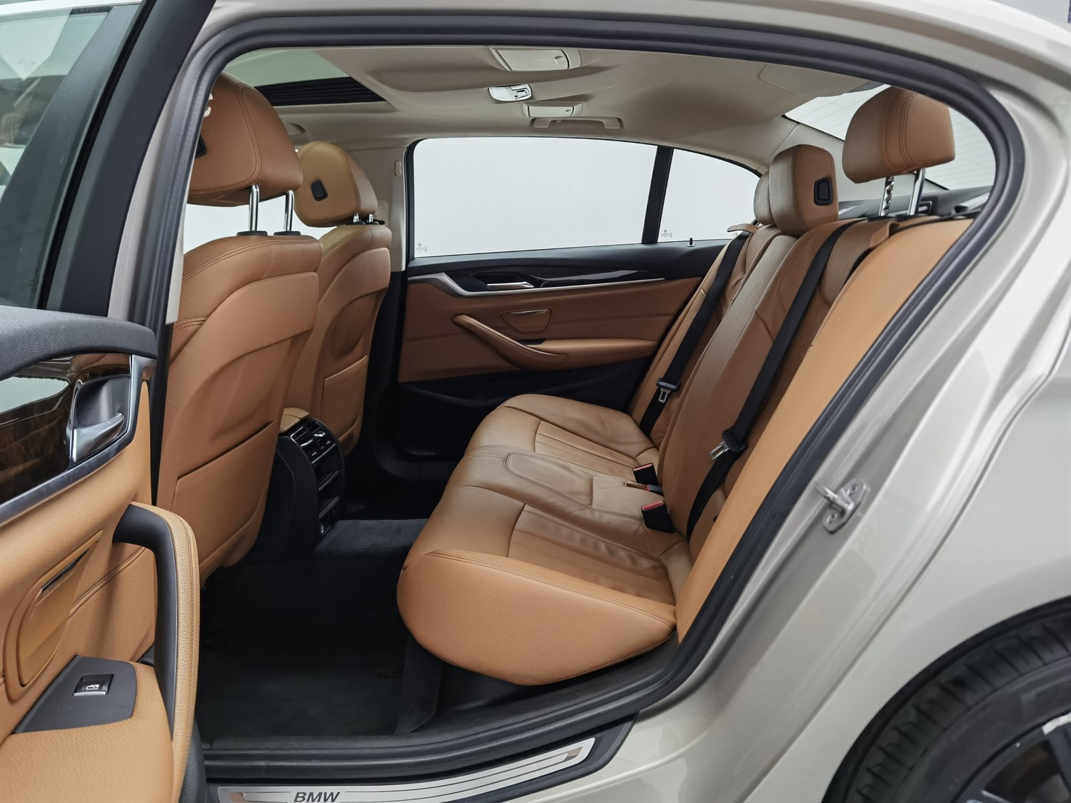 Used BMW THE5 2018 2.0 AT