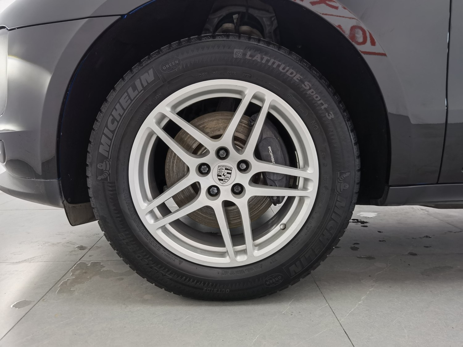 Used Porsche Macan 2021 2.0 AT