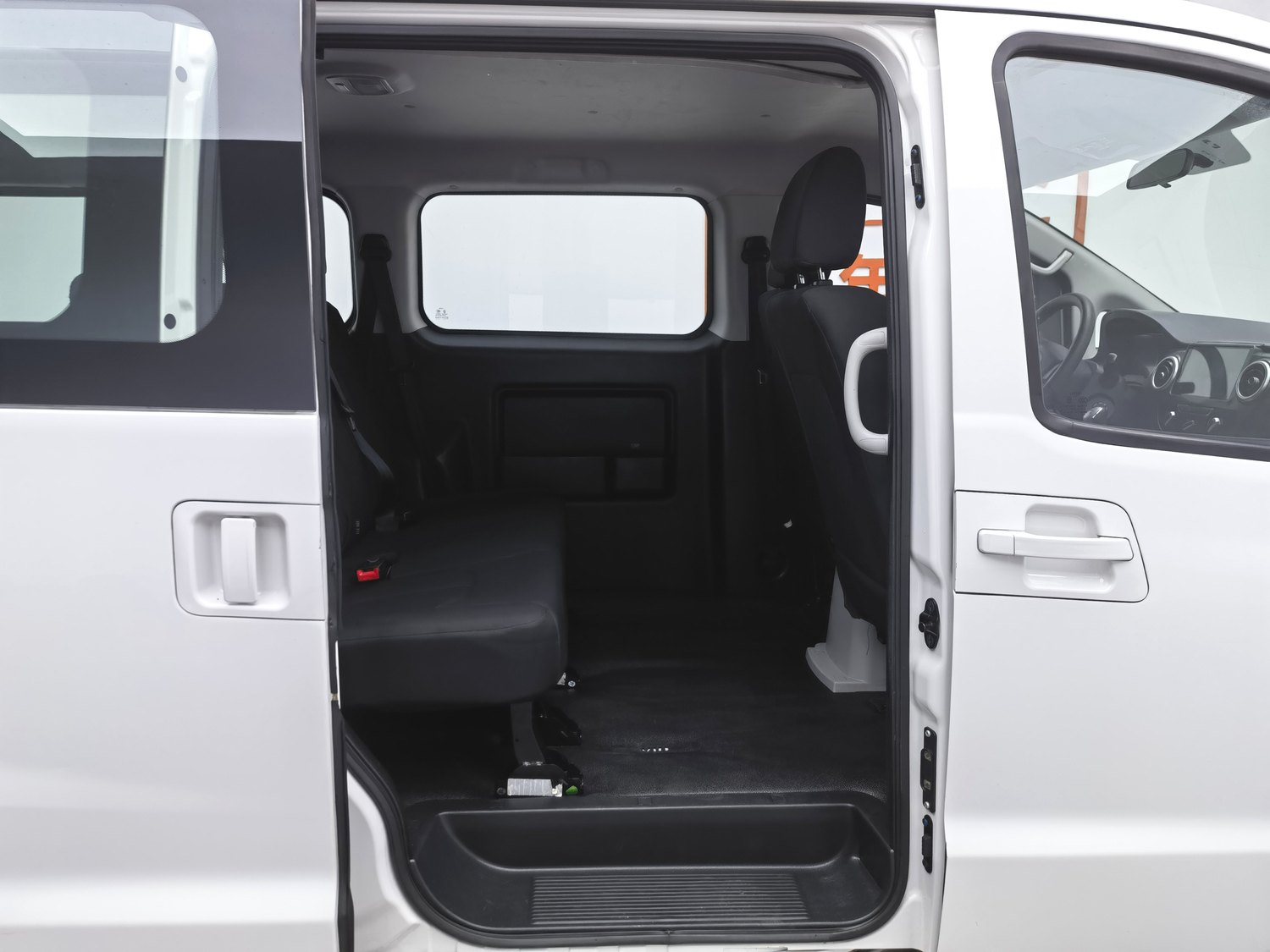 Used JAC Refine M3 2023 1.5 MT