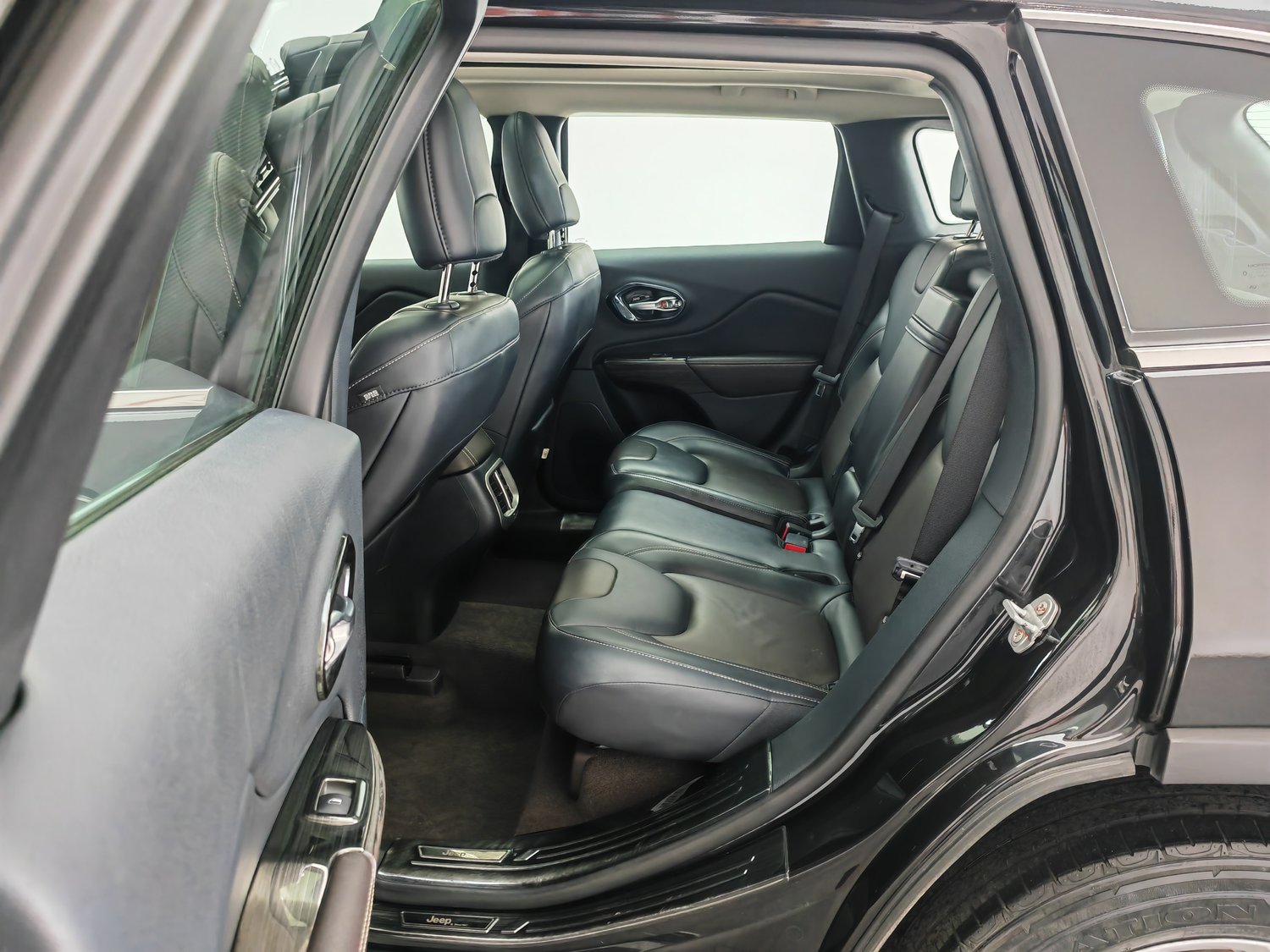 Used Jeep Cherokee 2016 2.4 AT