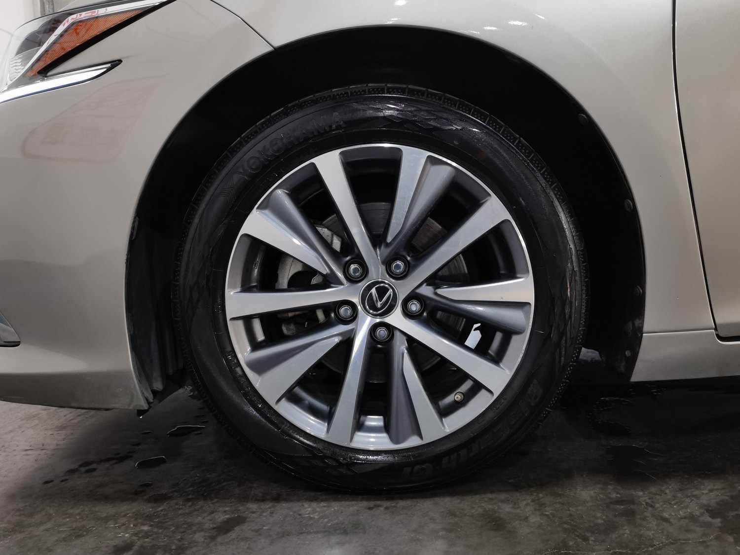 Used Lexus ES 2018 2.0 AT