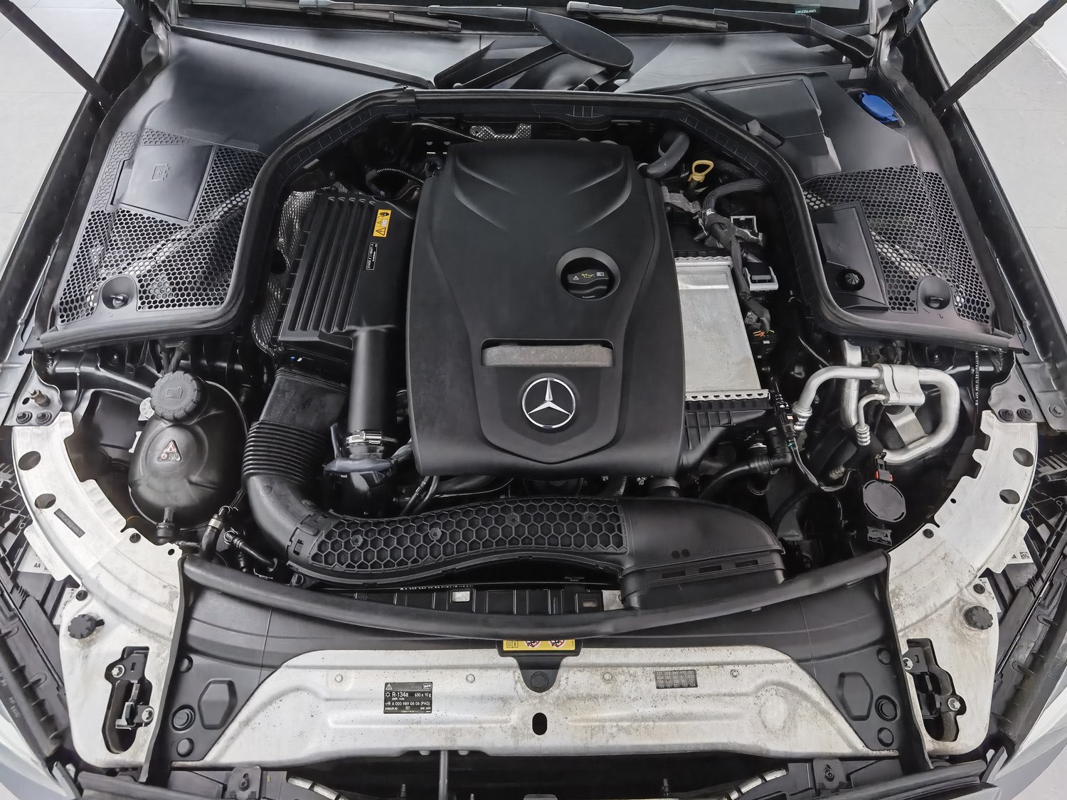 Used Mercedes-Benz C-Class 2018 2.0 AT