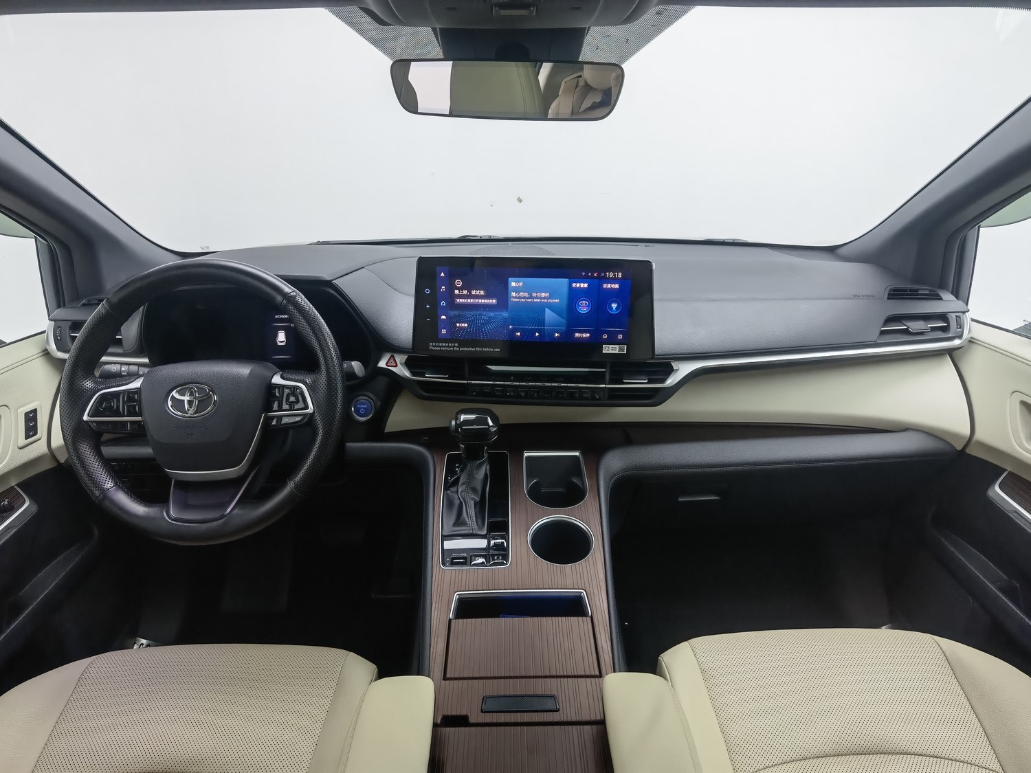 Used Toyota Granvia 2022 2.5 AT