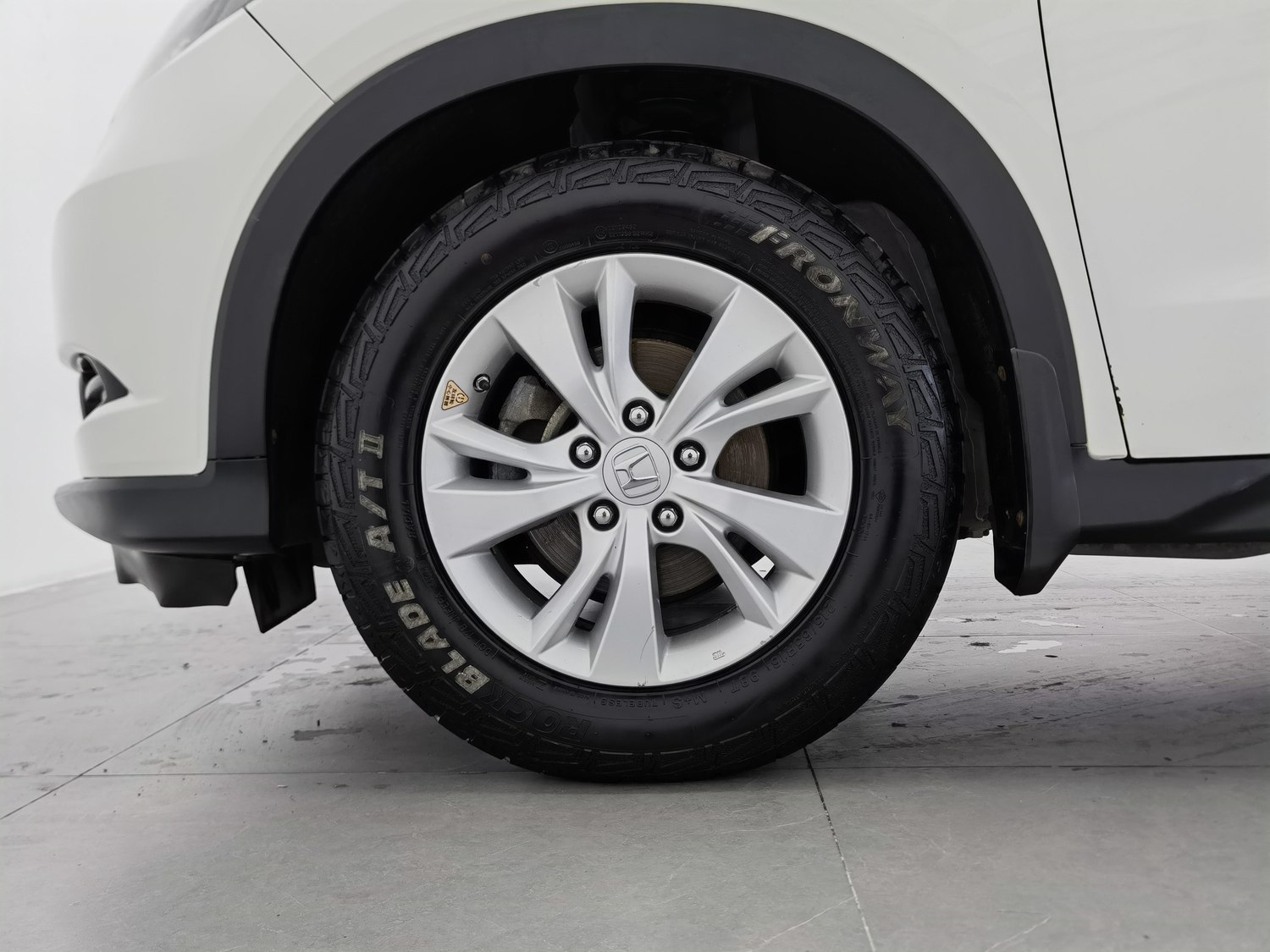 Used Honda Vezel 2015 1.5 AT