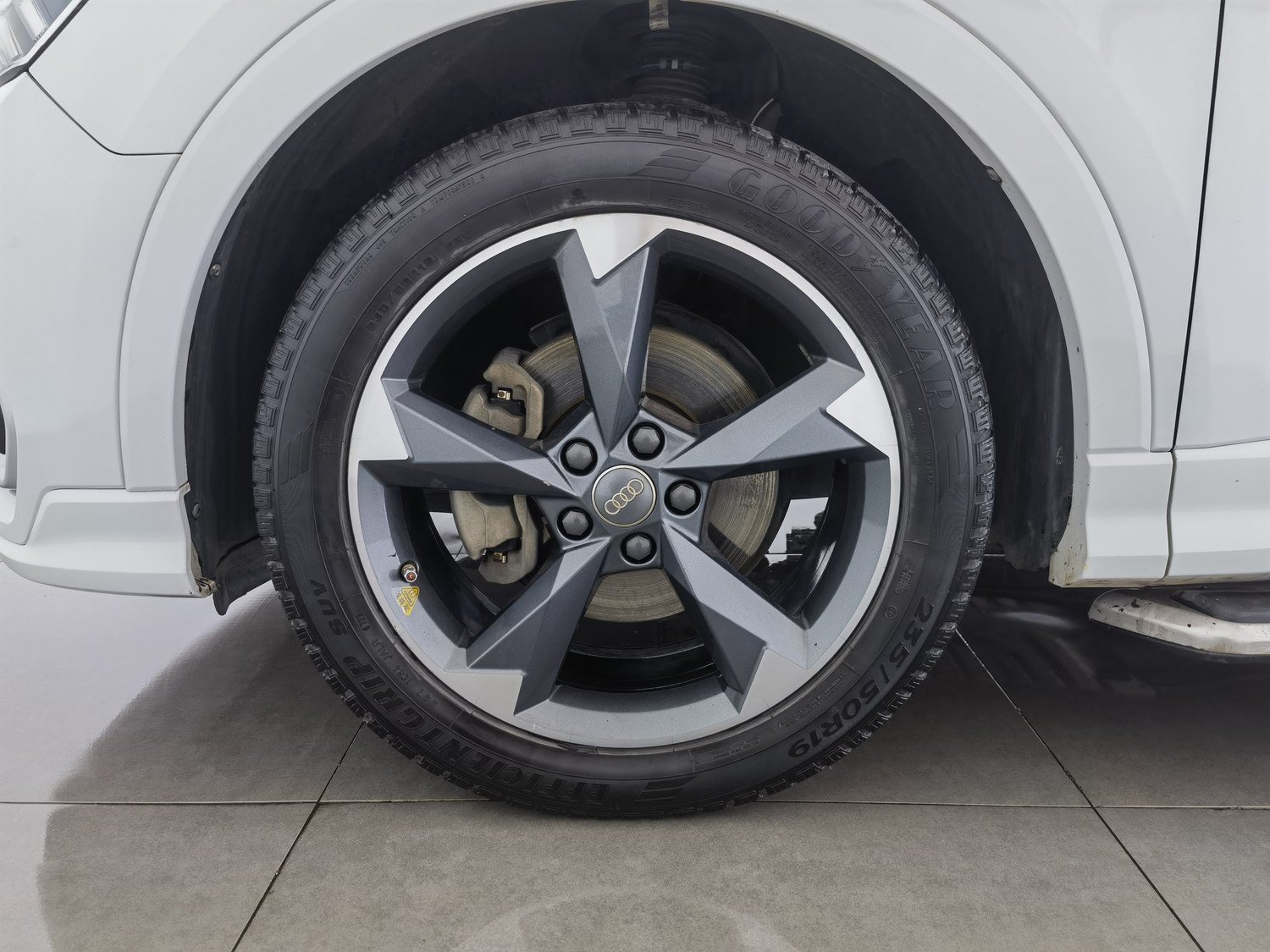 Used Audi Q3 2019 2.0 AT