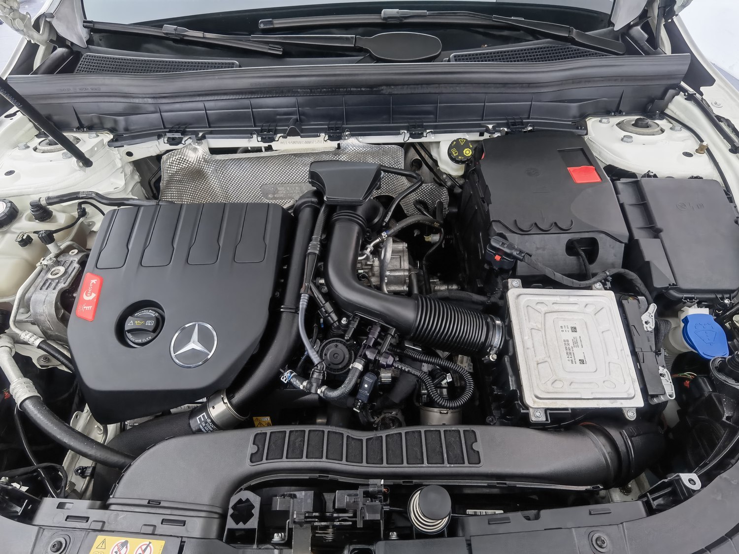 Used Mercedes-Benz GLB 2022 1.3 AT