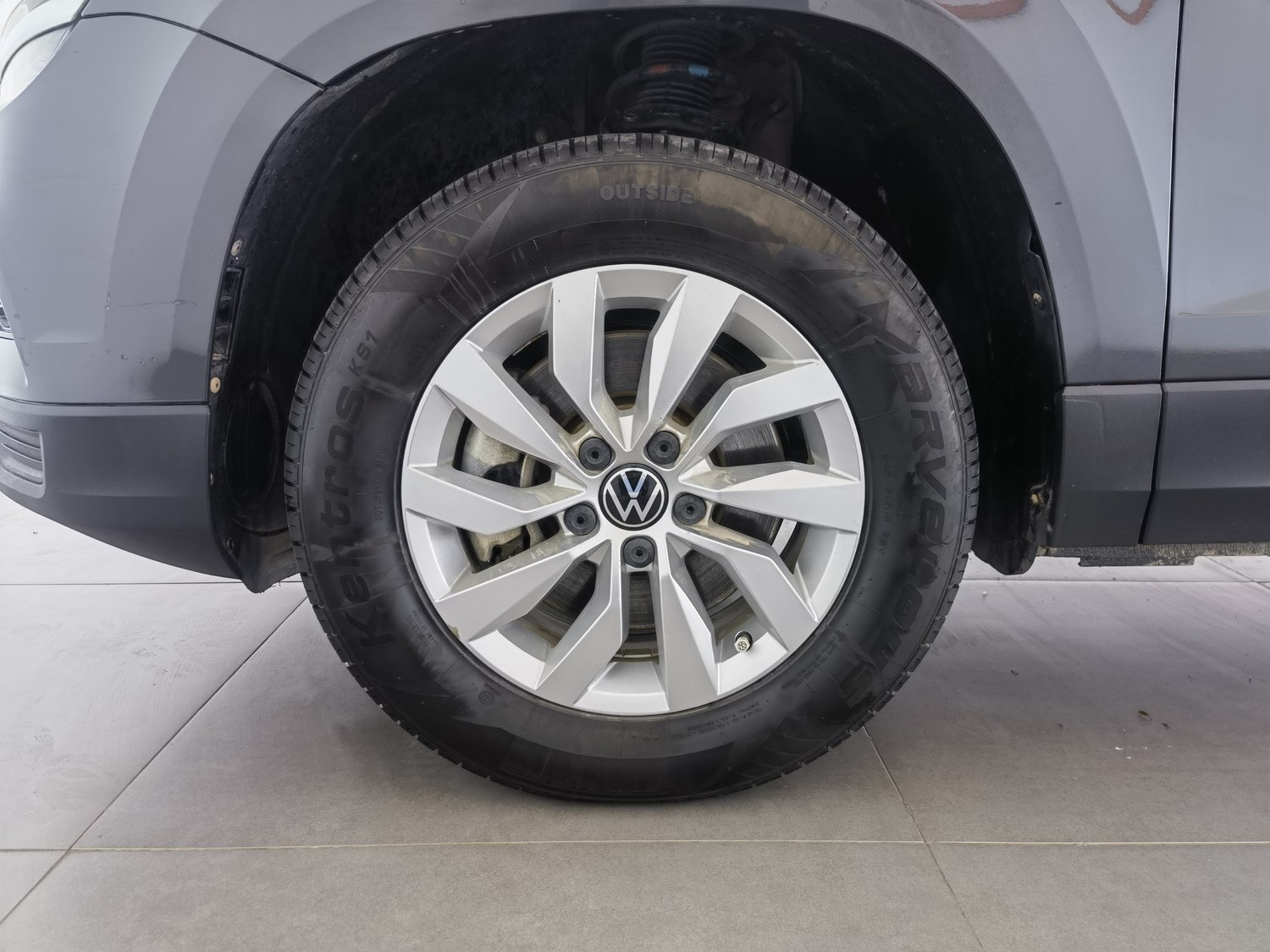 Used Volkswagen Tharu 2021 1.4 AT