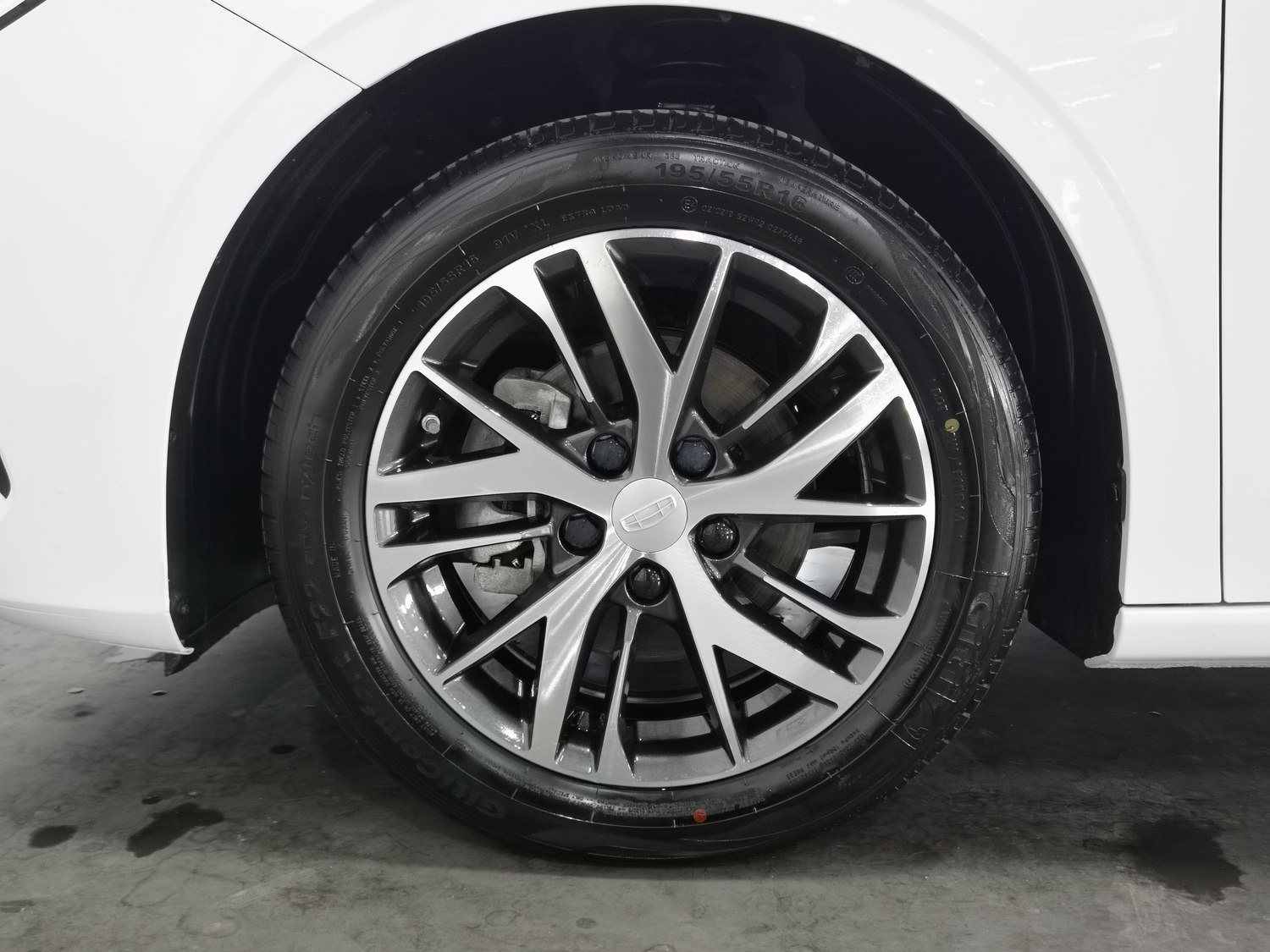 Used Geely Emgrand 2025 1.5 AT