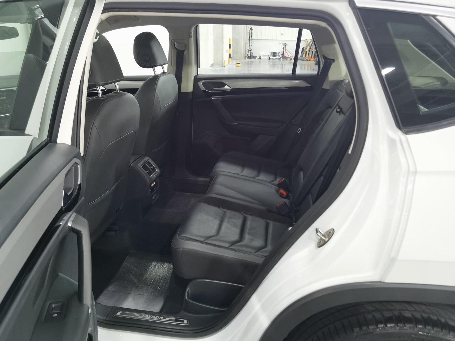 Used Volkswagen Tayron 2020 2.0 AT