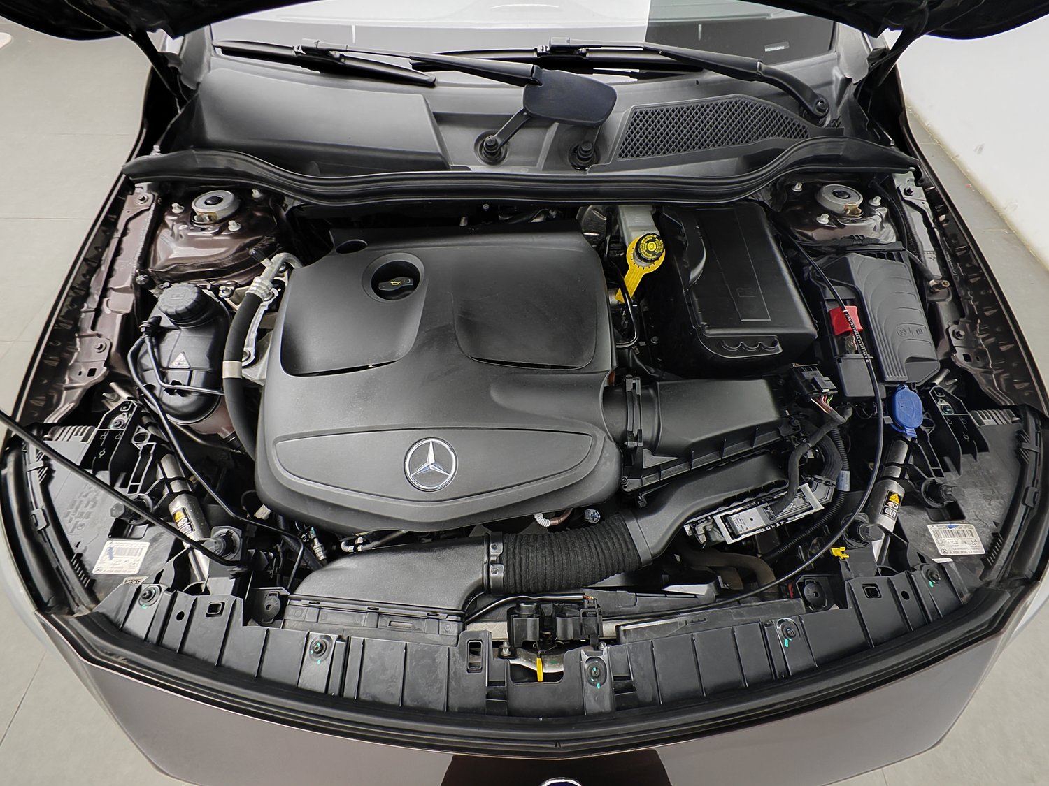 Used Mercedes-Benz GLA 2015 2.0 AT