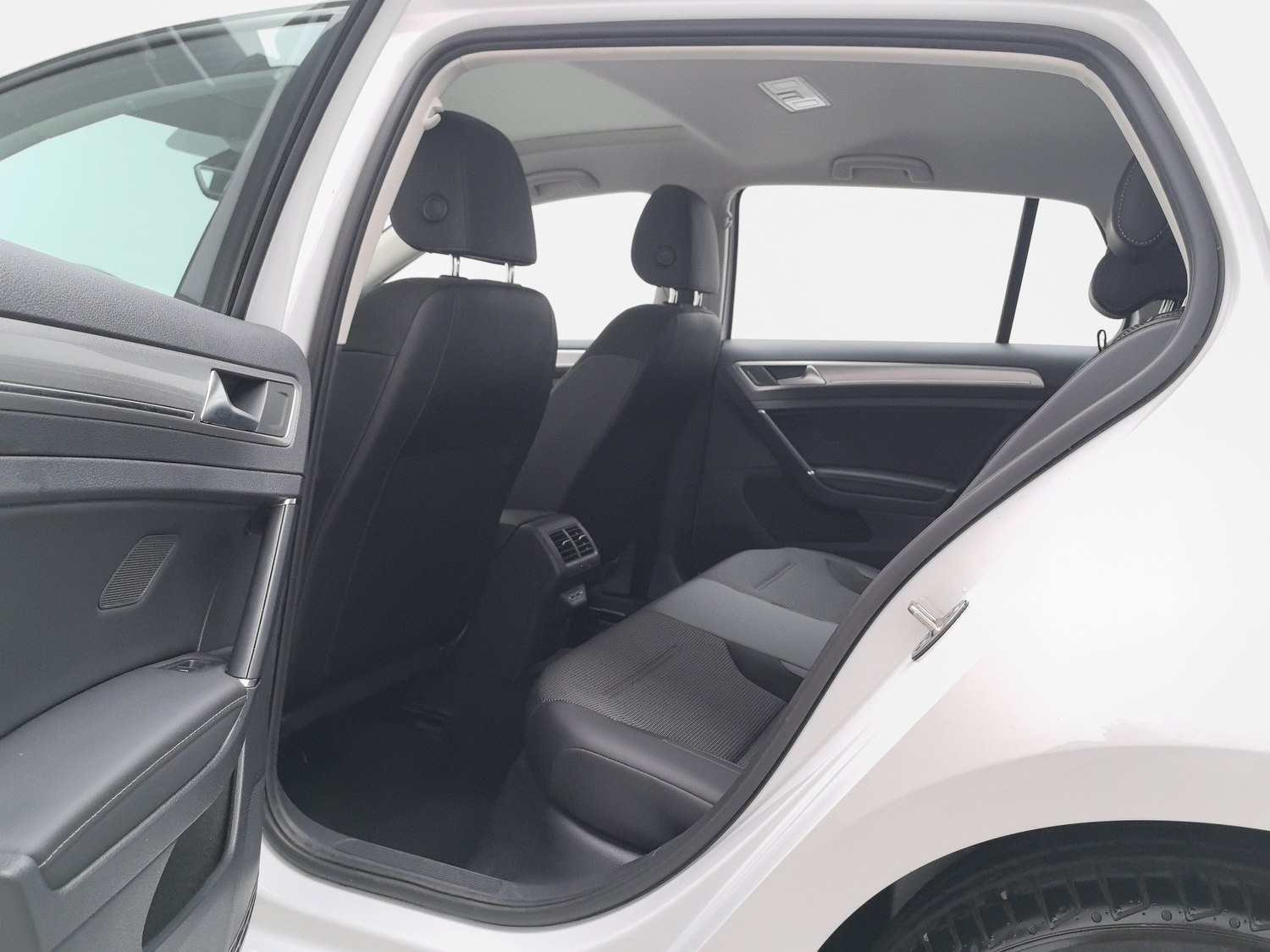 Used Volkswagen Golf 2020 1.4 AT