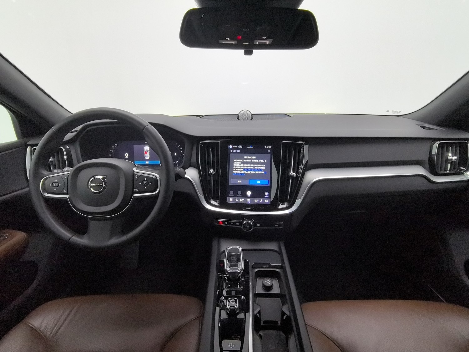 Used Volvo S60 2023 2.0 AT