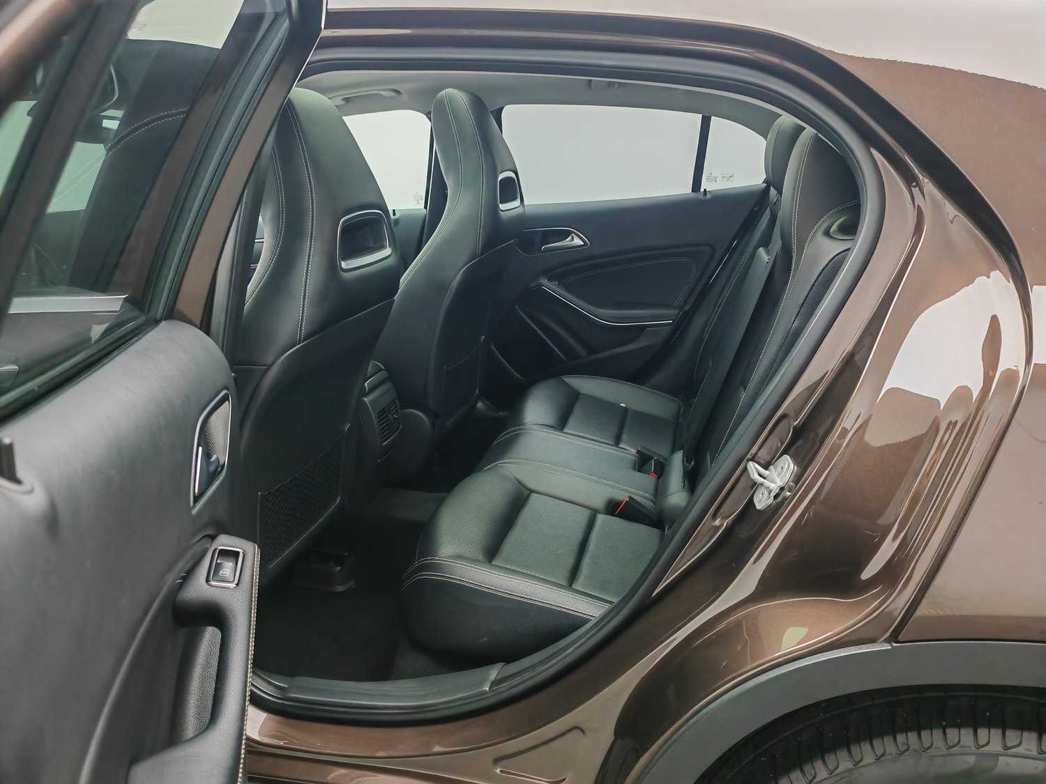 Used Mercedes-Benz GLA 2015 2.0 AT
