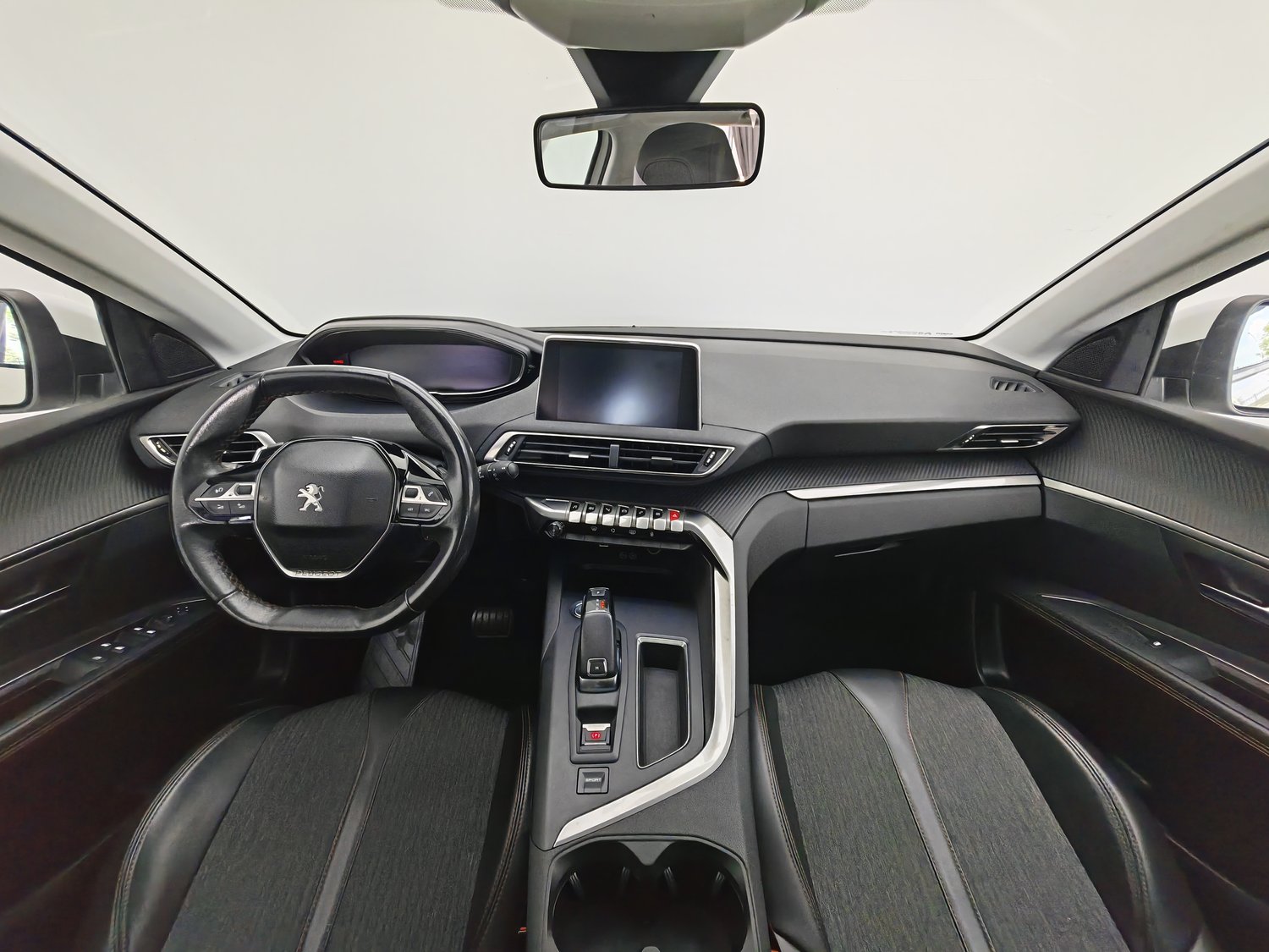 Used Peugeot 5008 2017 1.8 AT