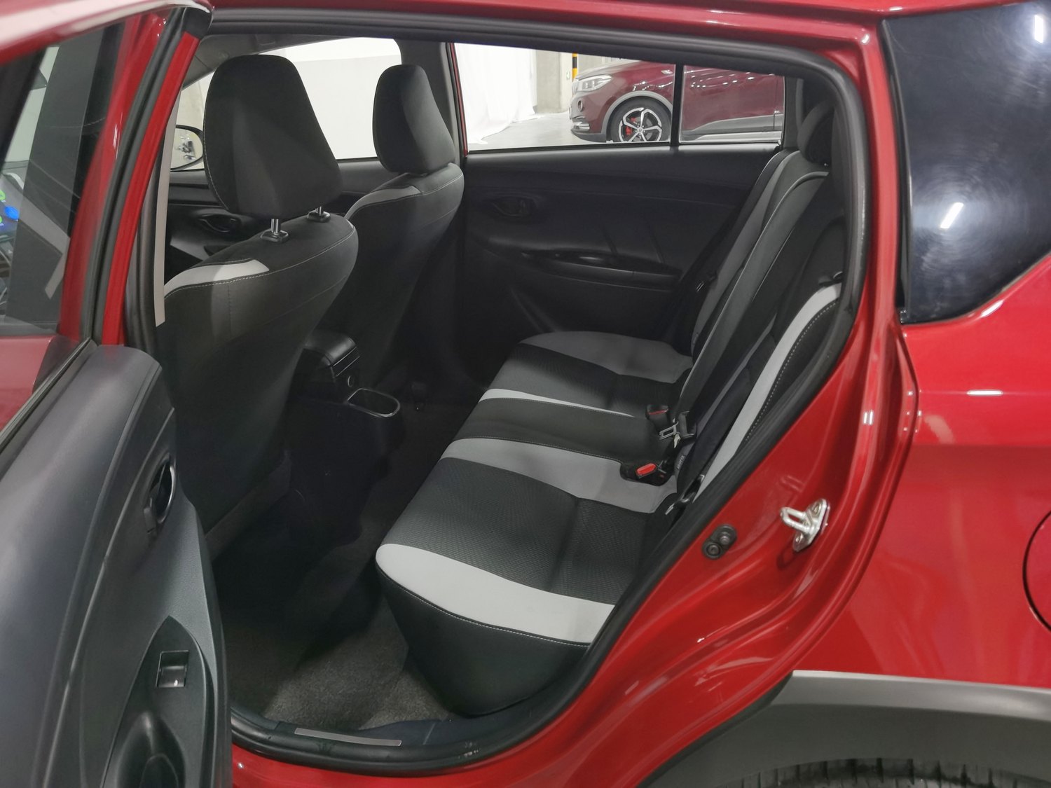Used Toyota YARiS L 2022 1.5 AT