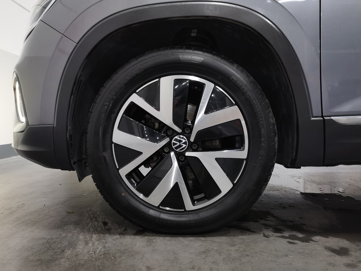 Used Volkswagen Tayron 2023 1.5 AT