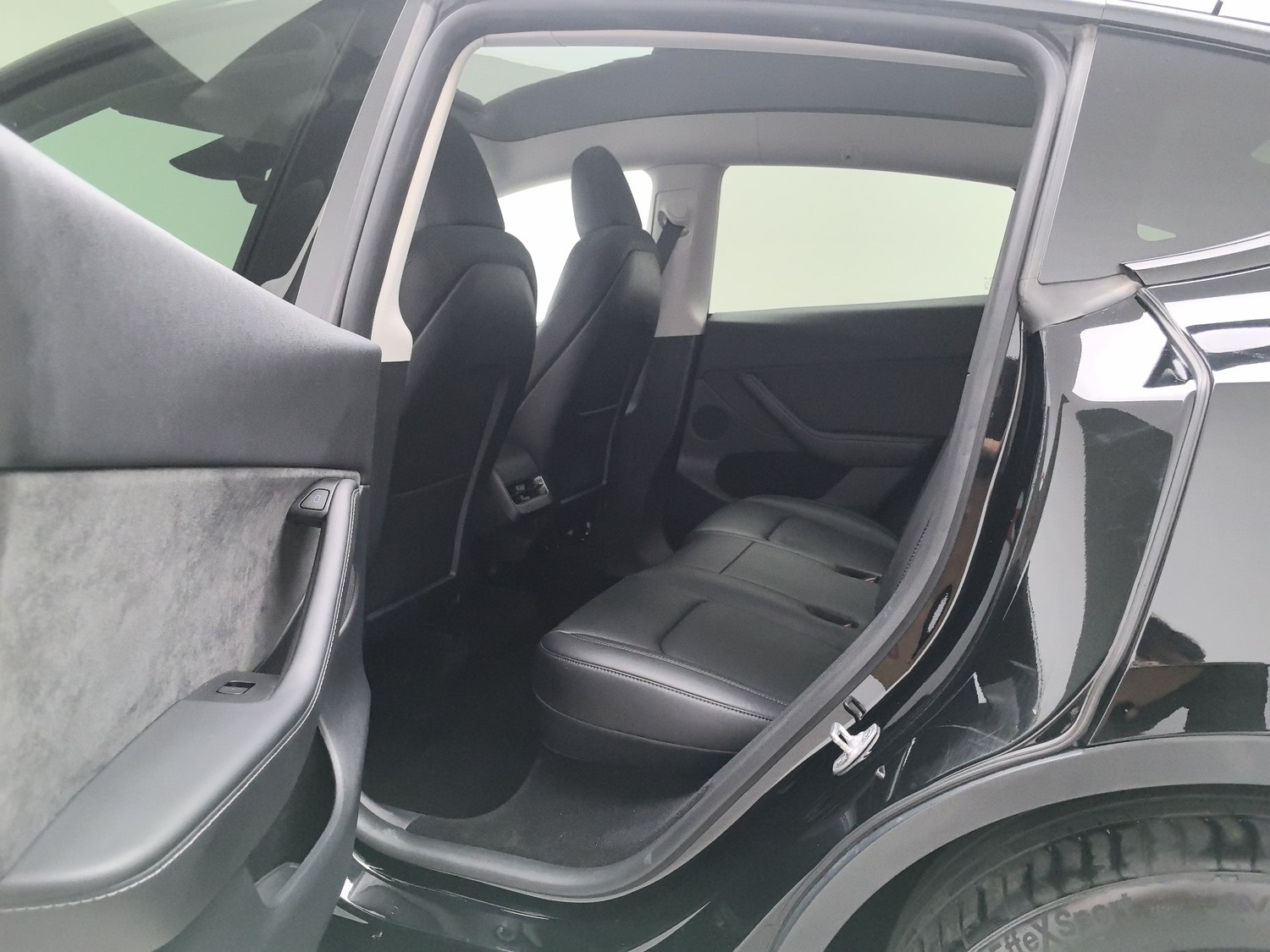 Used Tesla Model Y 2024
