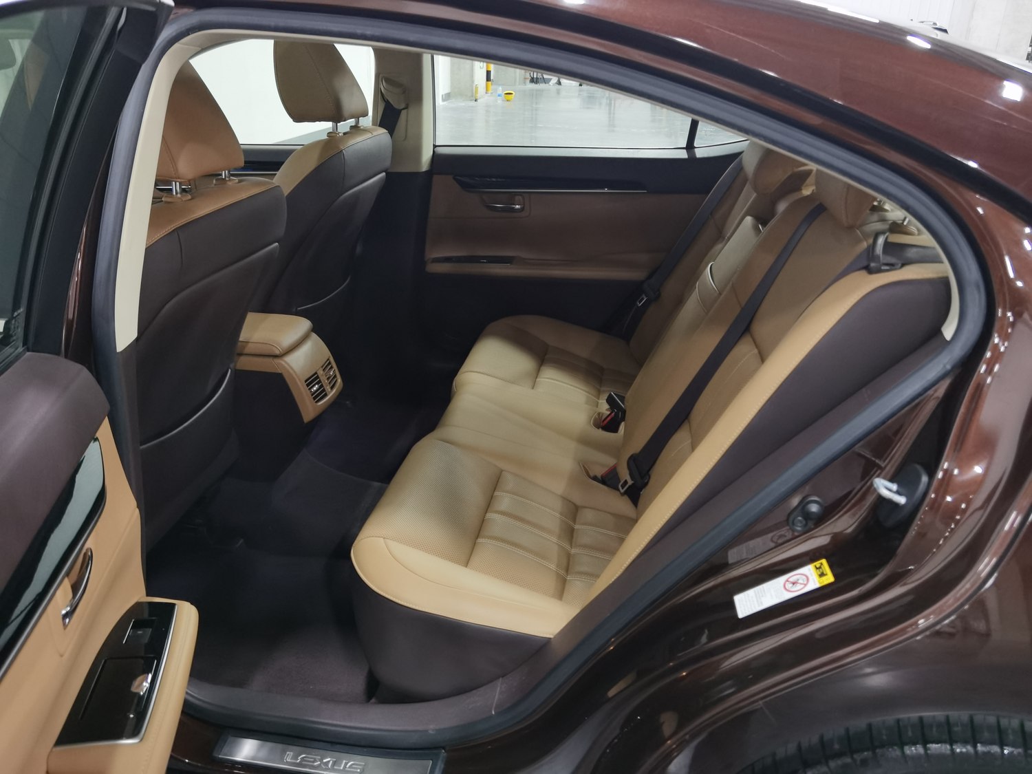 Used Lexus ES 2015 2.0 AT