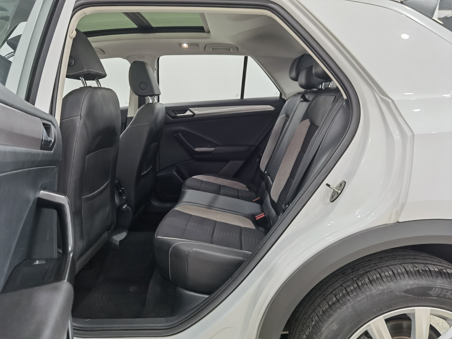Used Volkswagen T-ROC Tange 2022 1.4 AT