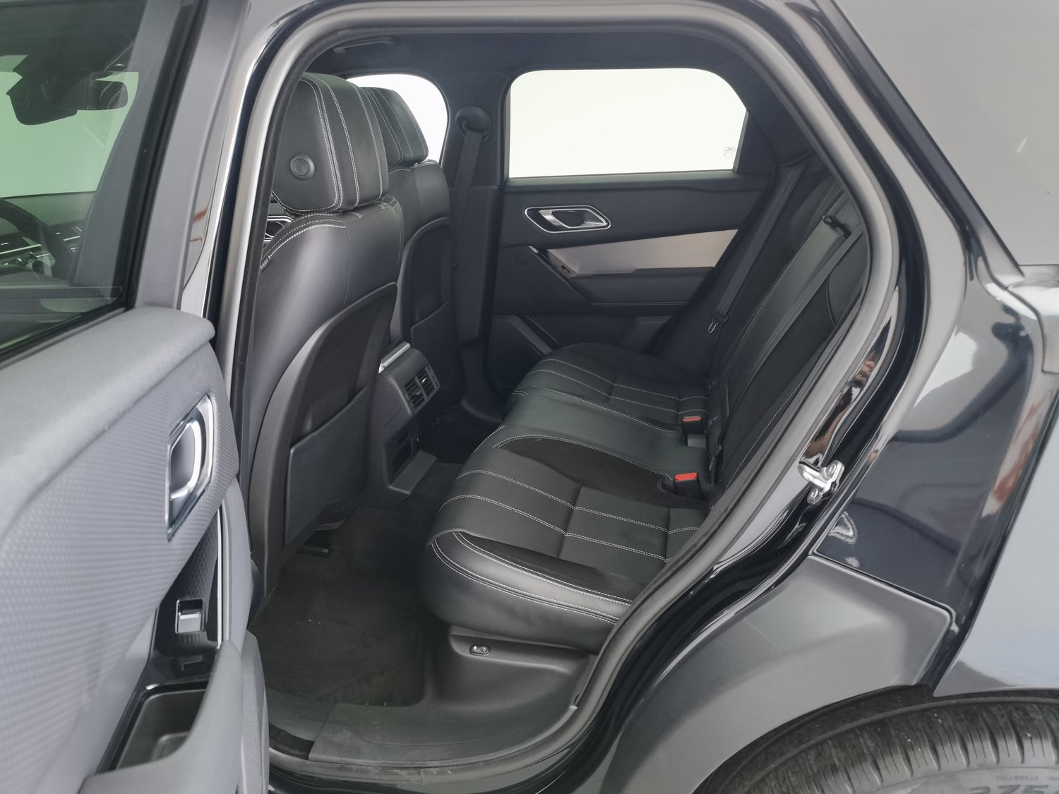 Used Land Rover Range Rover Velar 2017 3.0 AT